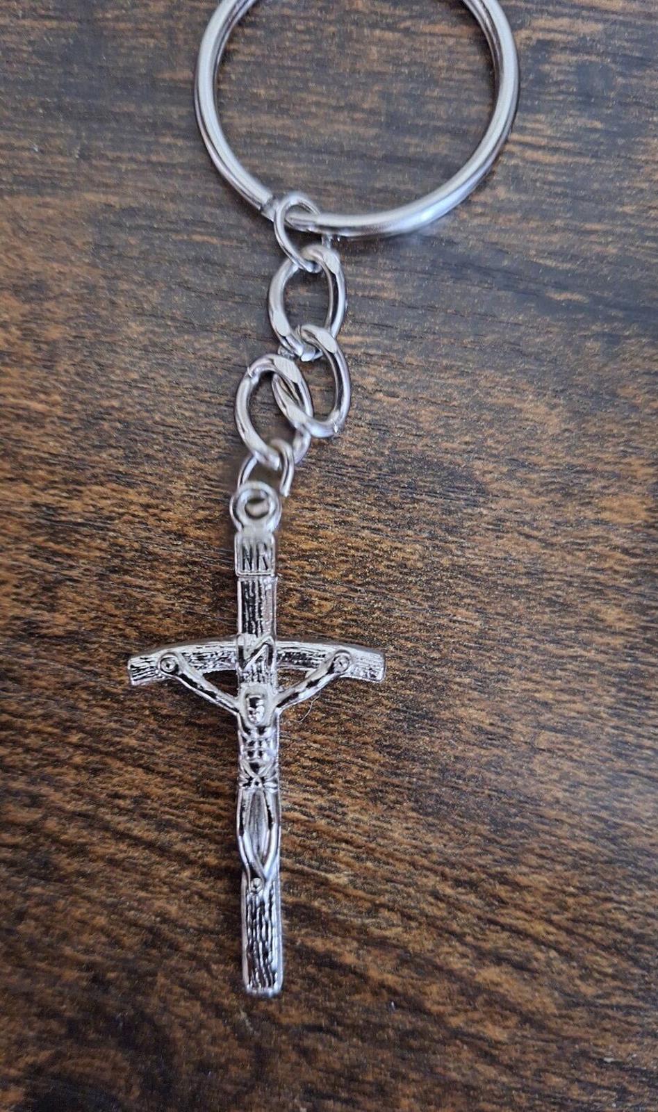 Religious Silver Tone Crucifix/Cross Keychain/Keyring