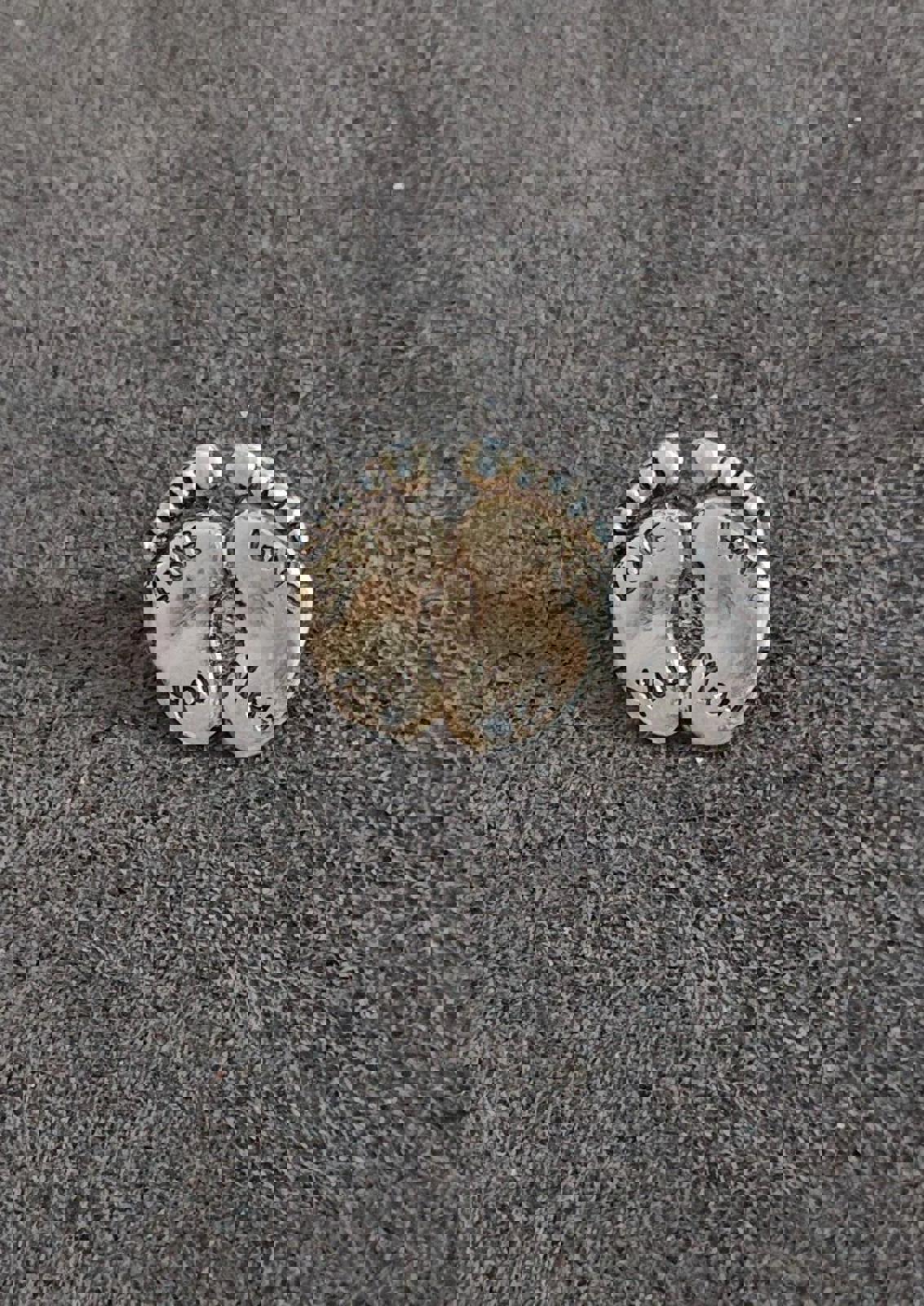 1970's Love You Two Feet Gold Tone Brooch Pin