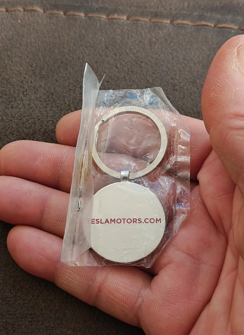 Tesla Logo Chrome & Black Background Keychain