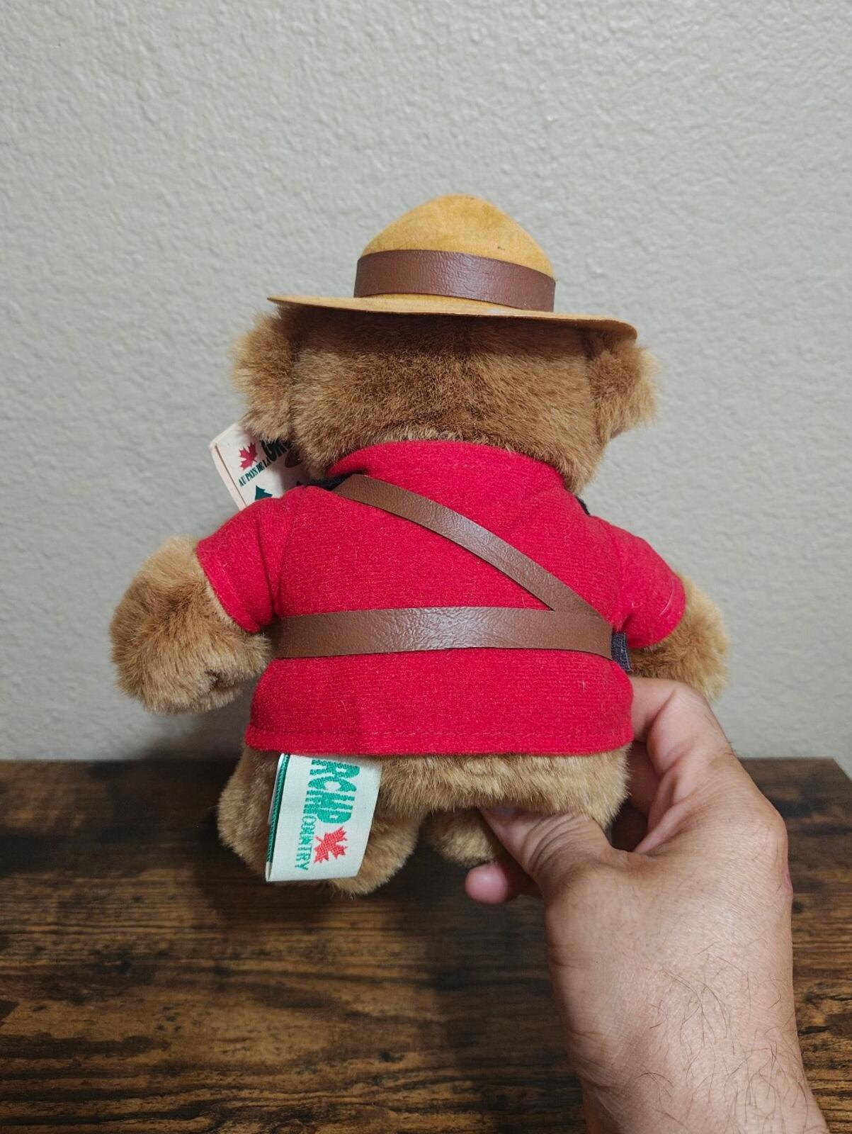 1980s/90s Wild Wonders RCMP Country Plush Teddy Bear