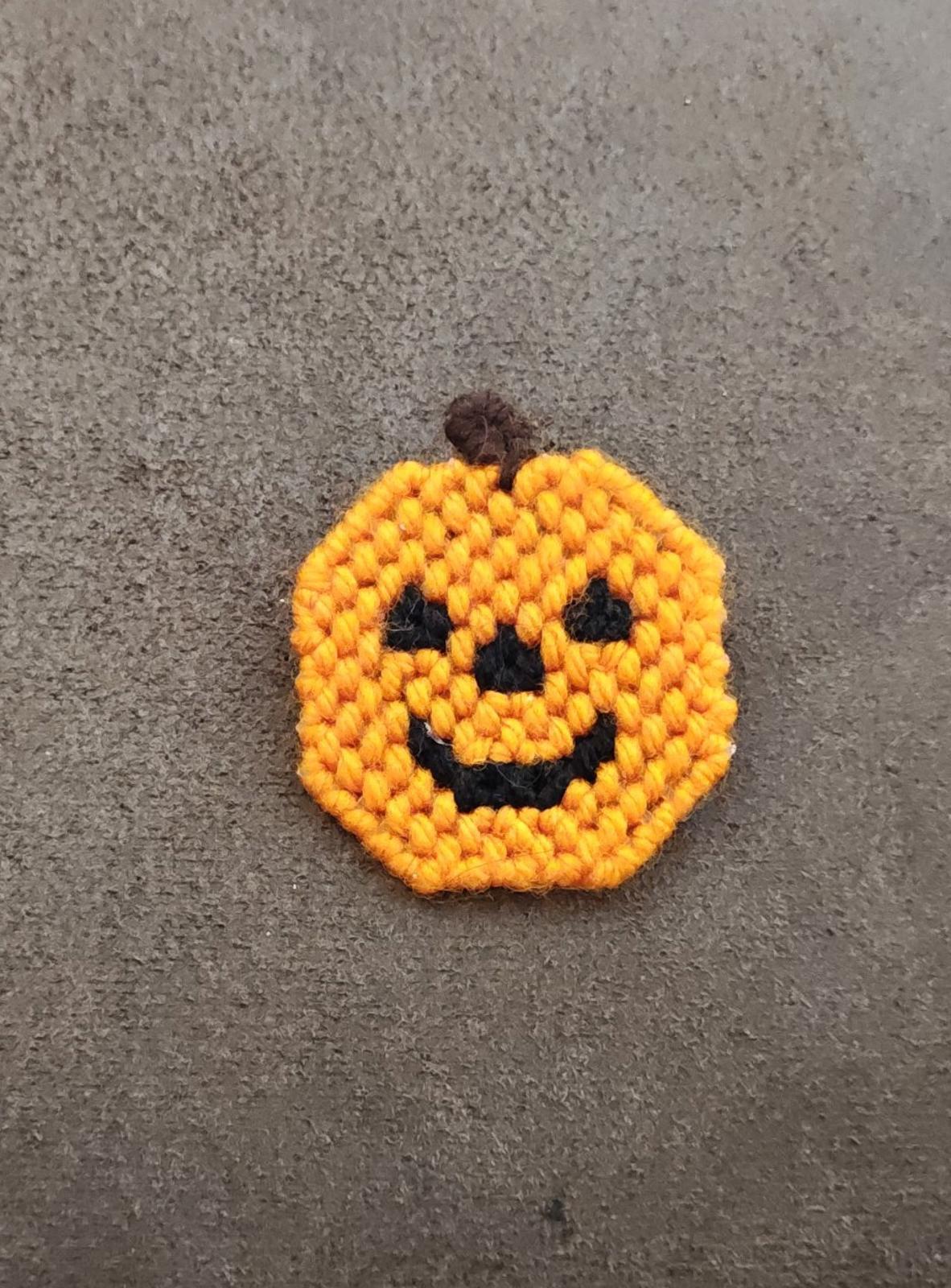 1980s Handcrafted Jack o' Lantern Brooch