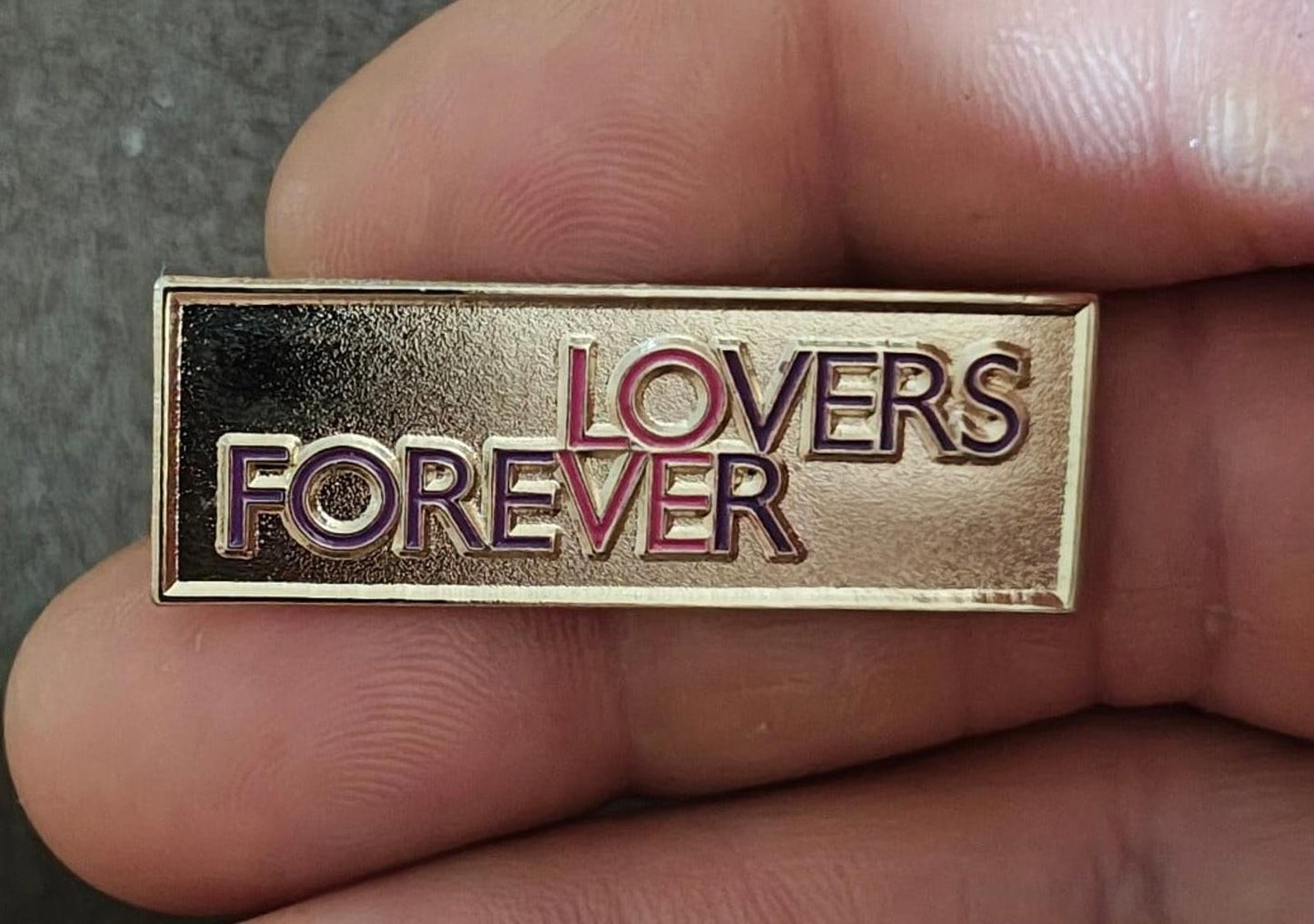 Nice Lovers Forever Gold Tone Pin