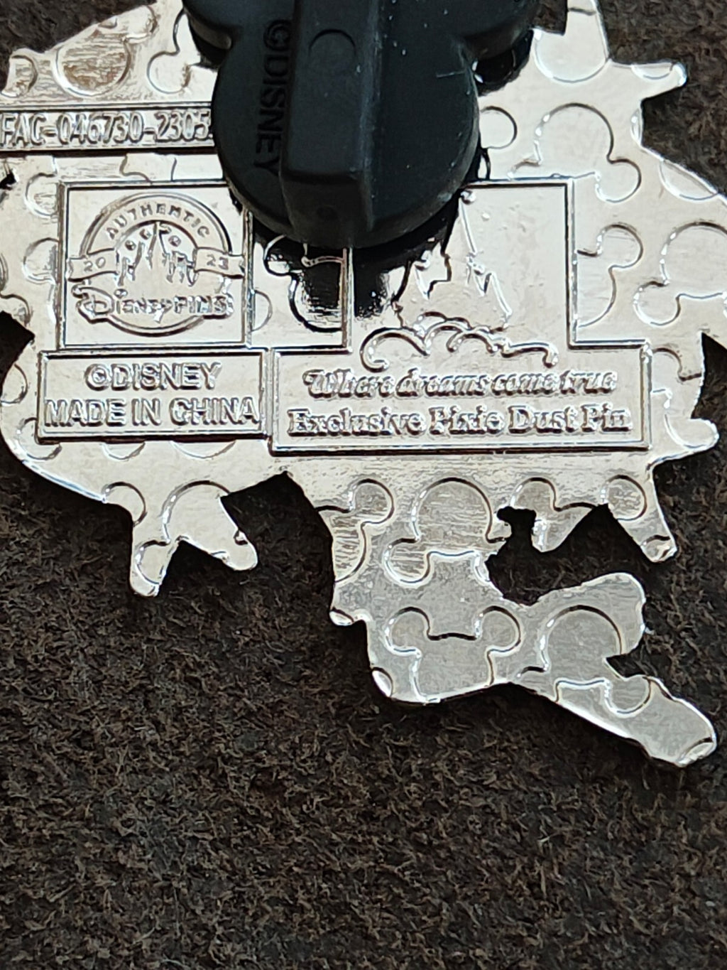 Disney Tinker Bell "Where Dreams Come True" Exclusive Pixie Dust  Pin