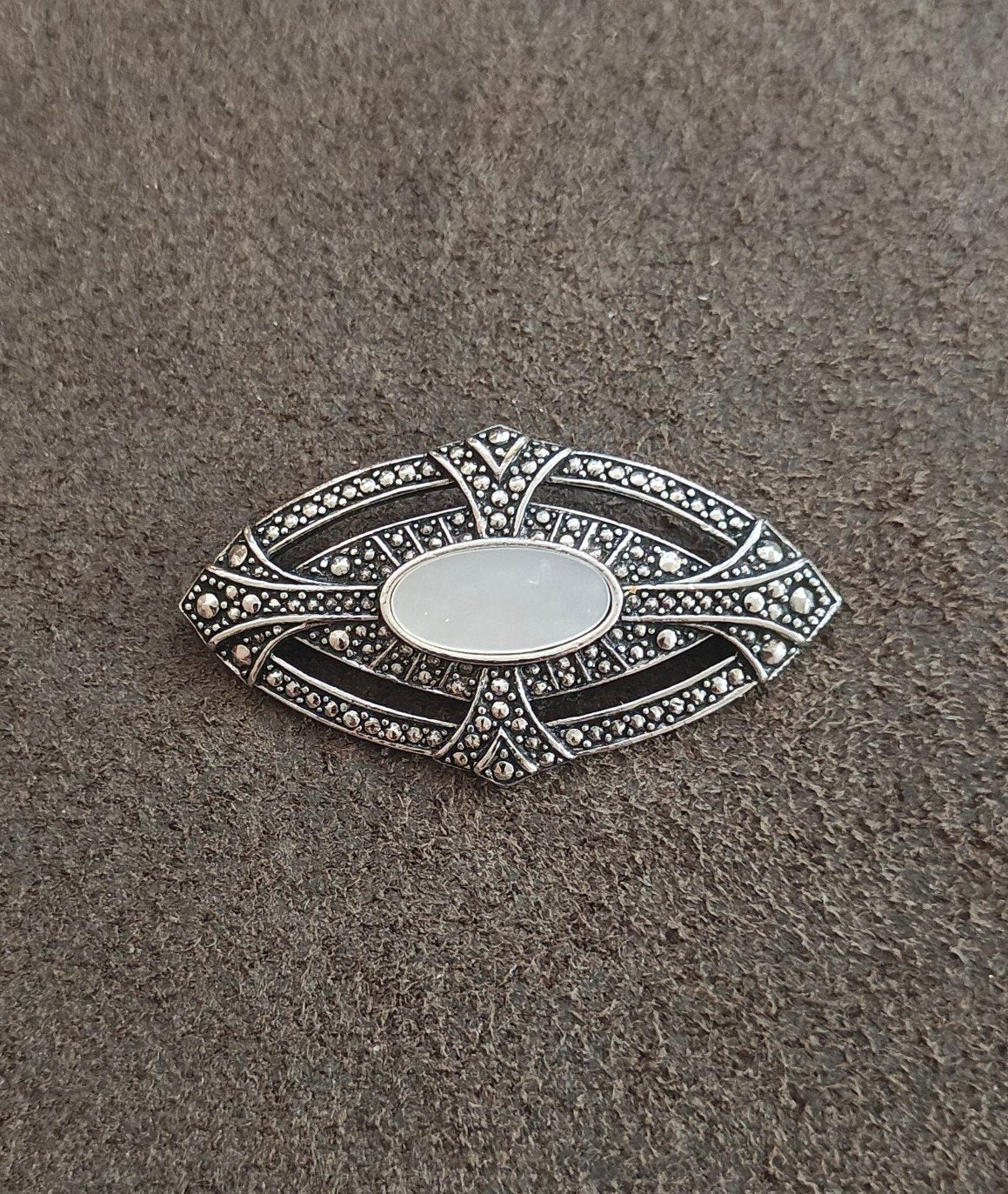 1980s Art Deco Style Marcasite & Mother of Pearl Silver Tone Brooch Pin