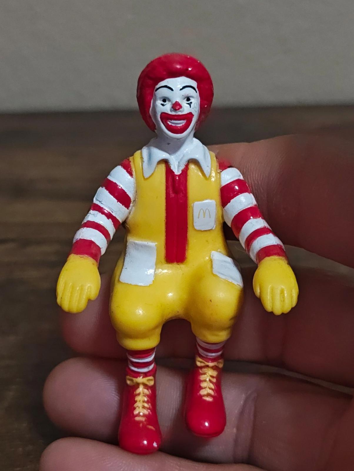 1995 Ronald McDonald Happy Meal PVC Figurine