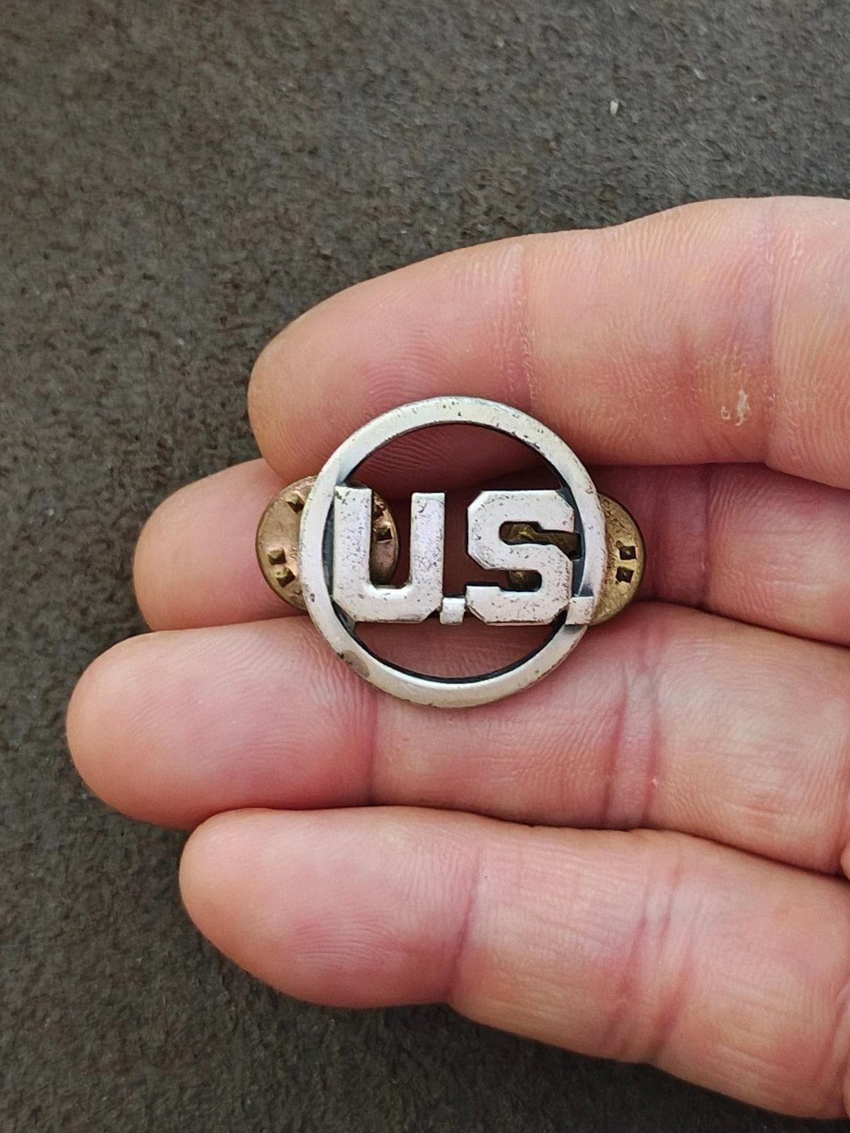 1940s World War 2 US Military Silver Tone Metal U.S. Initials Pin.
