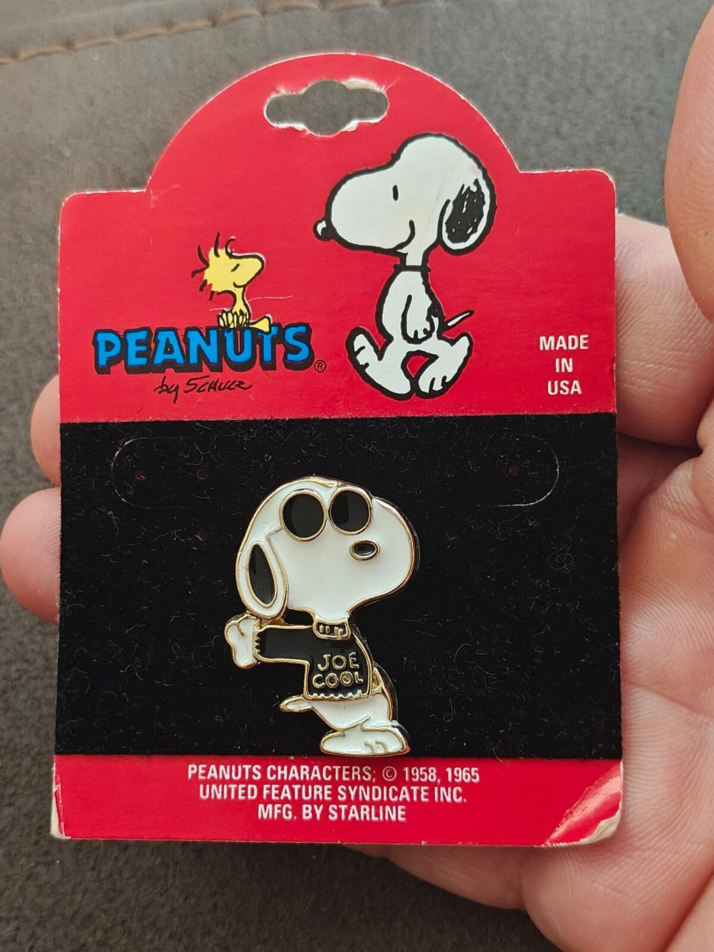 1980s Peanuts Snoopy Joe Cool Gold Tone Enamel Pin