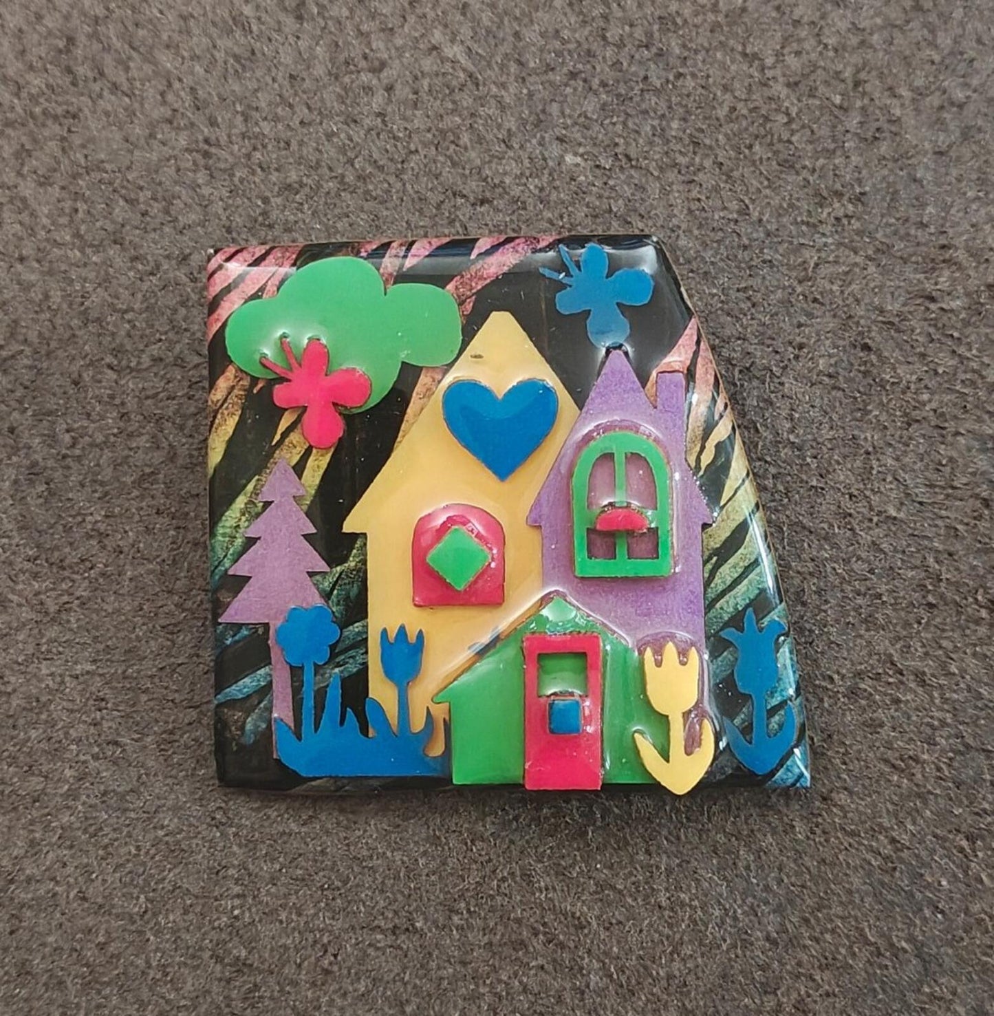 1980s/90s Rare Lucinda "House Pins" Pin.