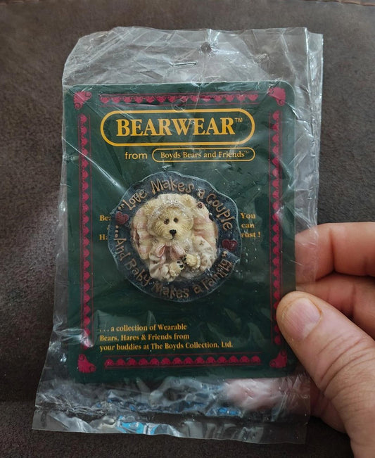 2000 Baby Bundles Bearwear Brooch From the Boyds Bears and Friends Collection