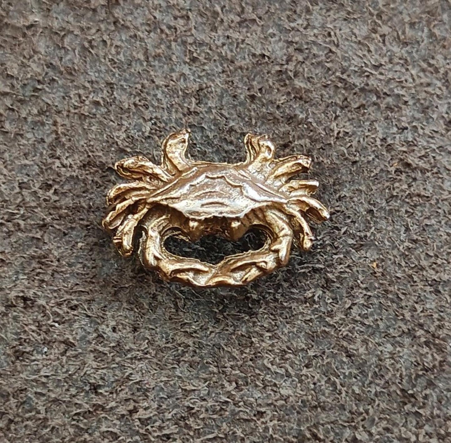 1980's Small Gold Tone Crab Pin