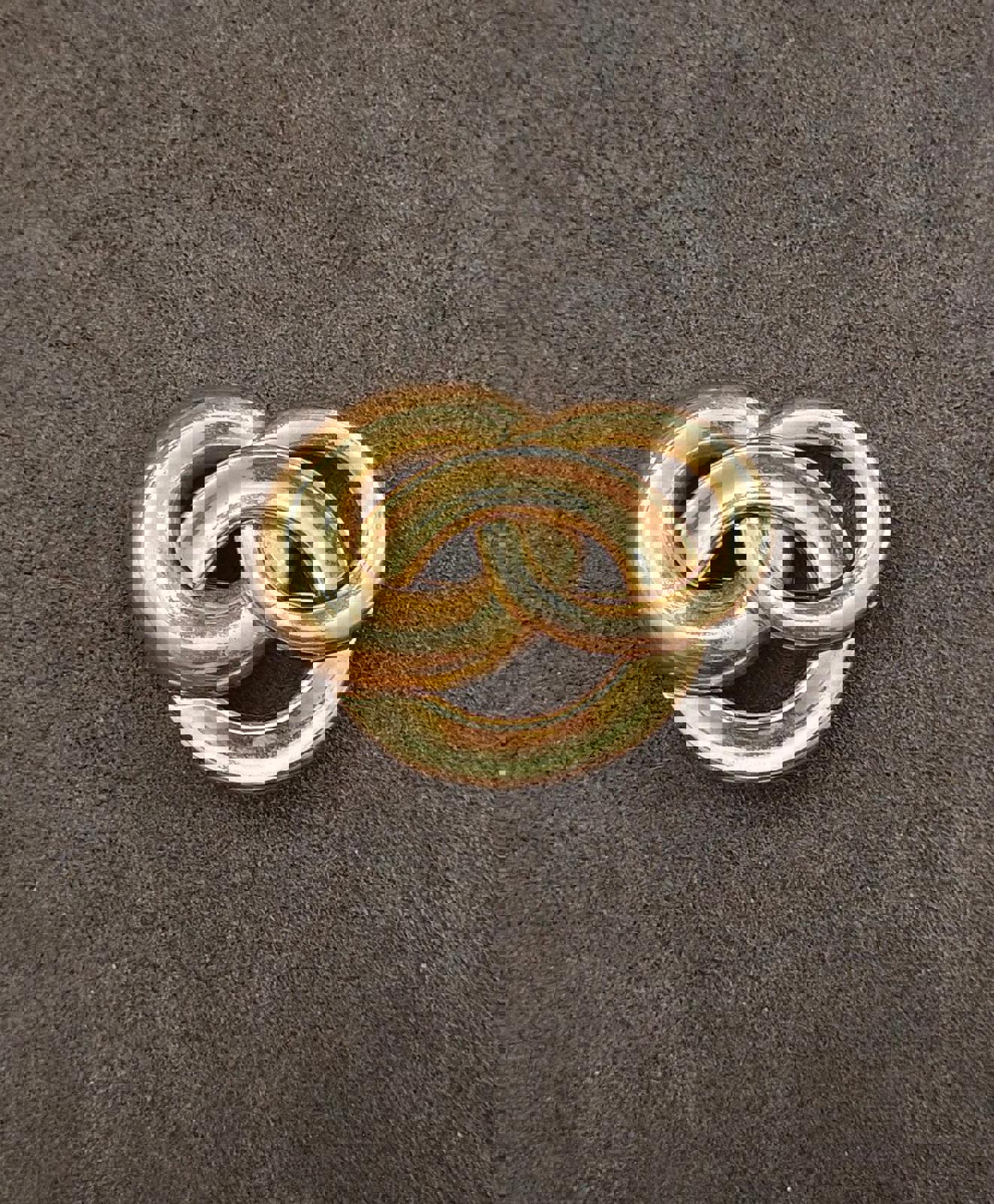 1980's Three Intertwined Circles Monet Gold Tone Pin Brooch