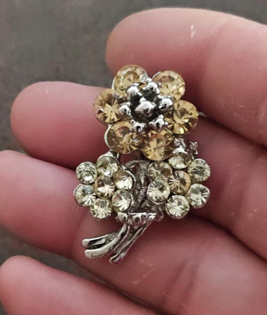 1960s Vintage Silver Tone With Rhinestones Flower Bouquet Brooch