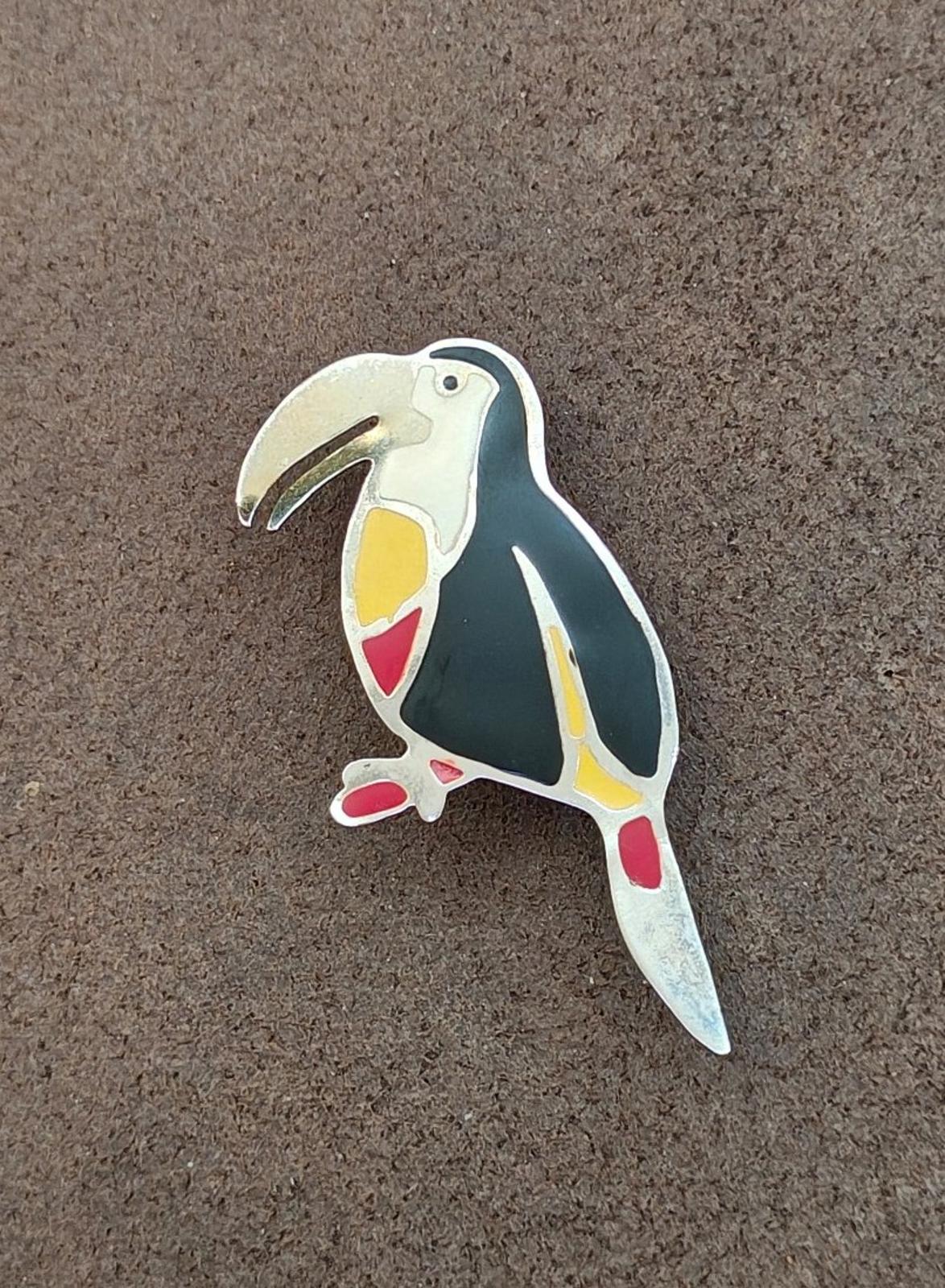 1980s Silver Tone Toucan Bird Enamel Brooch