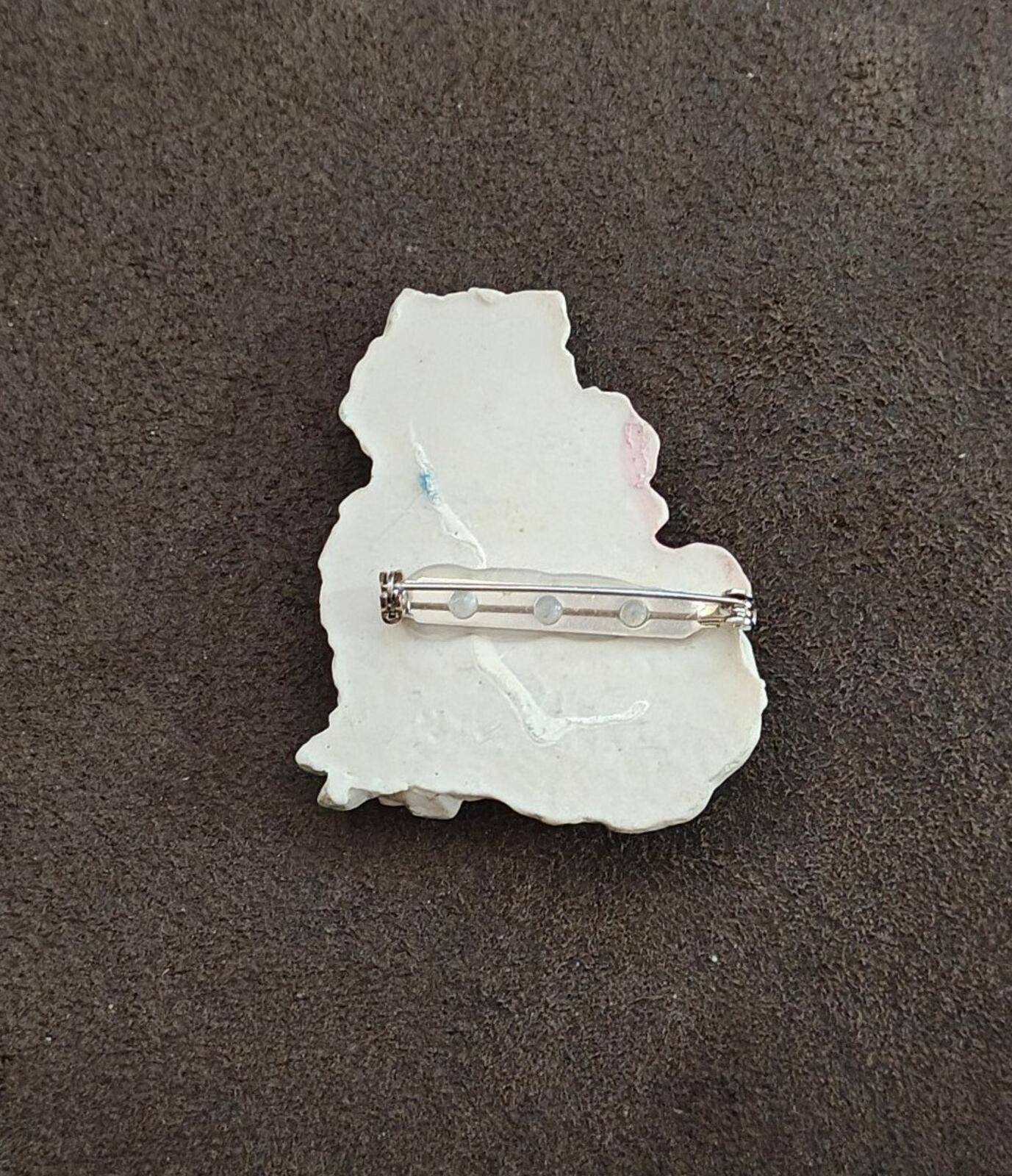 1990s Resin White Persian Cat Brooch