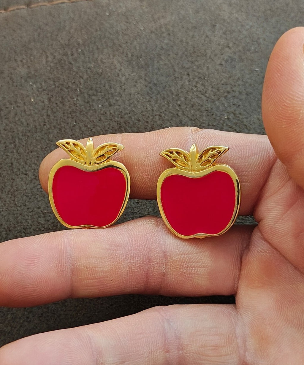 1989 Mimi di N Gold Tone Red Enamel Apple Clip Earrings