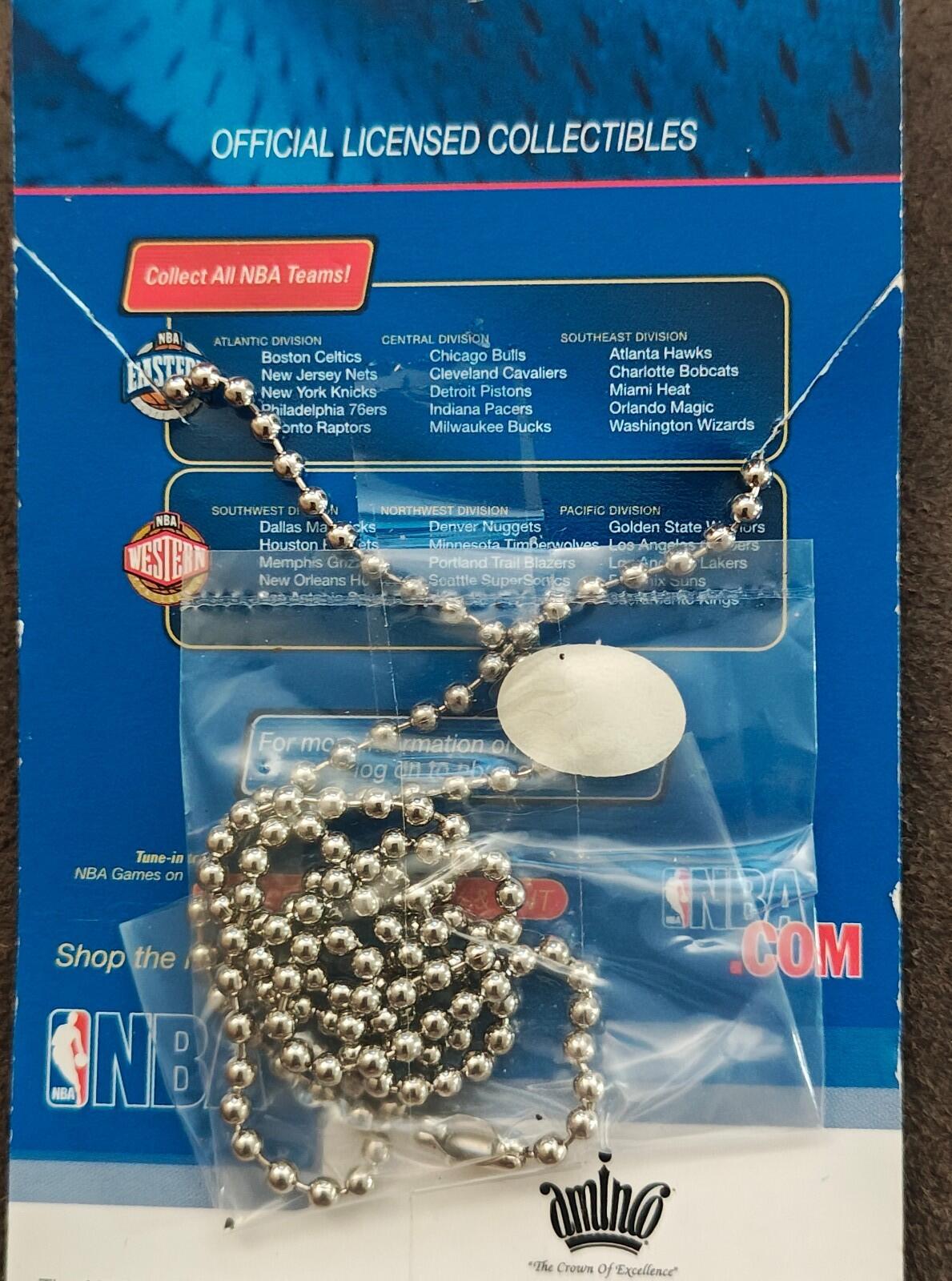 2004 Officially Licensed NBA Boston Celtics Silver Tone Enamel Dog Tag Necklace.