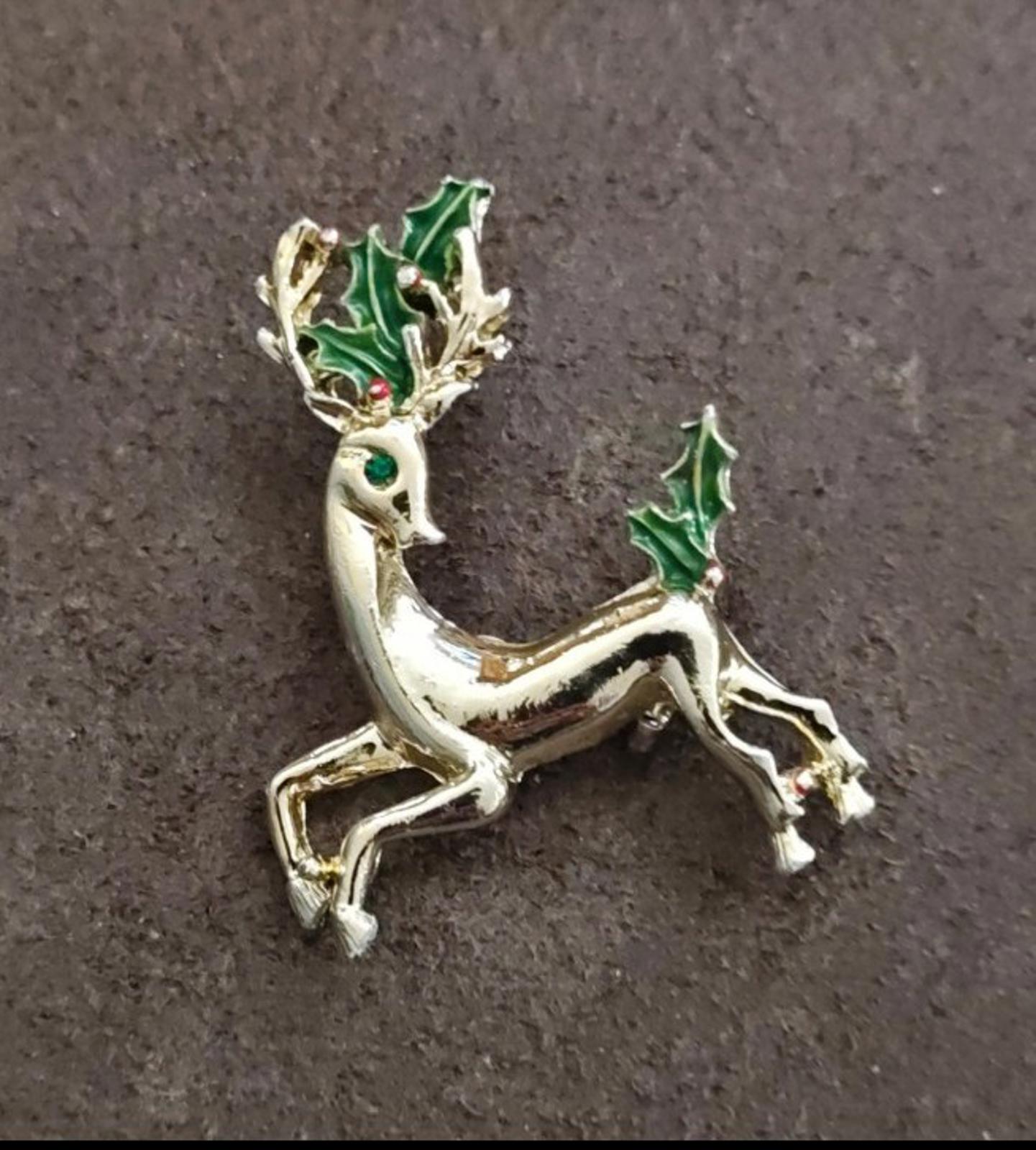 1960s Signed Gerry's Christmas Reindeer Gold Tone Enamel Brooch