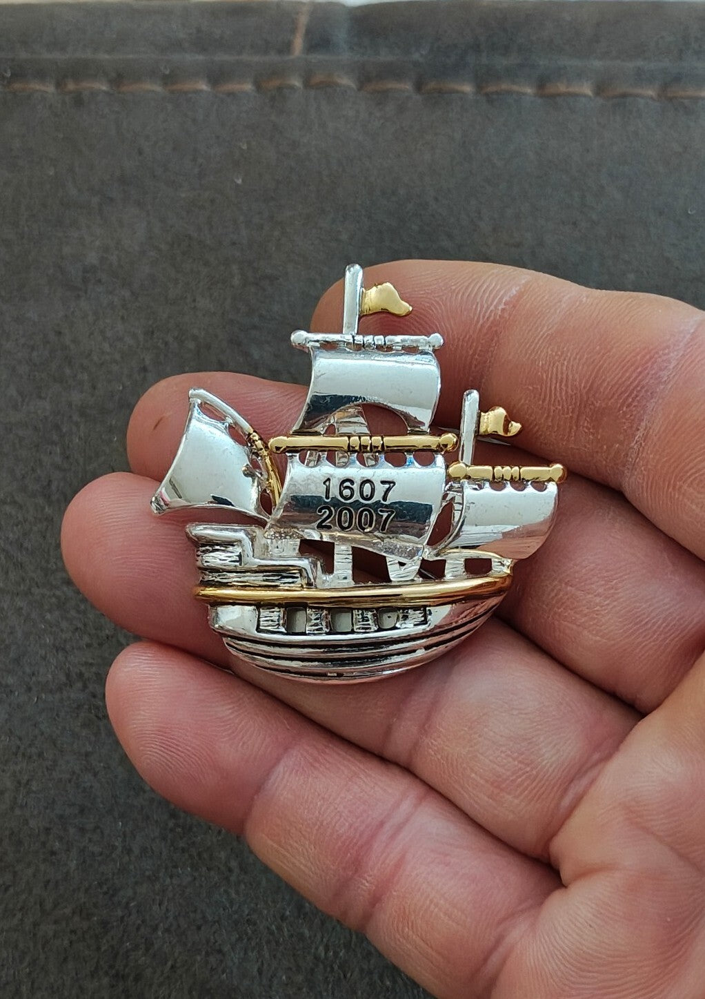 Jamestown 400th Anniversary 1607-2007 Two Tone Sailing Ship Brooch Pin