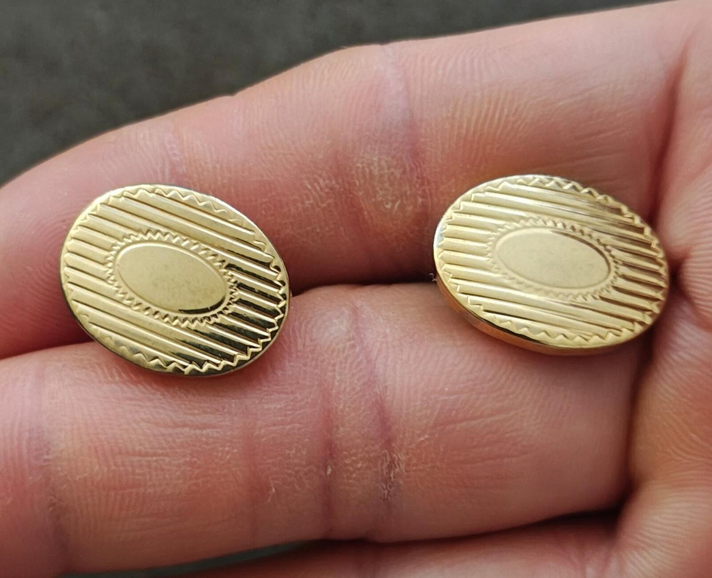 1950s/60s Marked Flex-Let Art Deco Style Gold Tone Textured Cufflinks