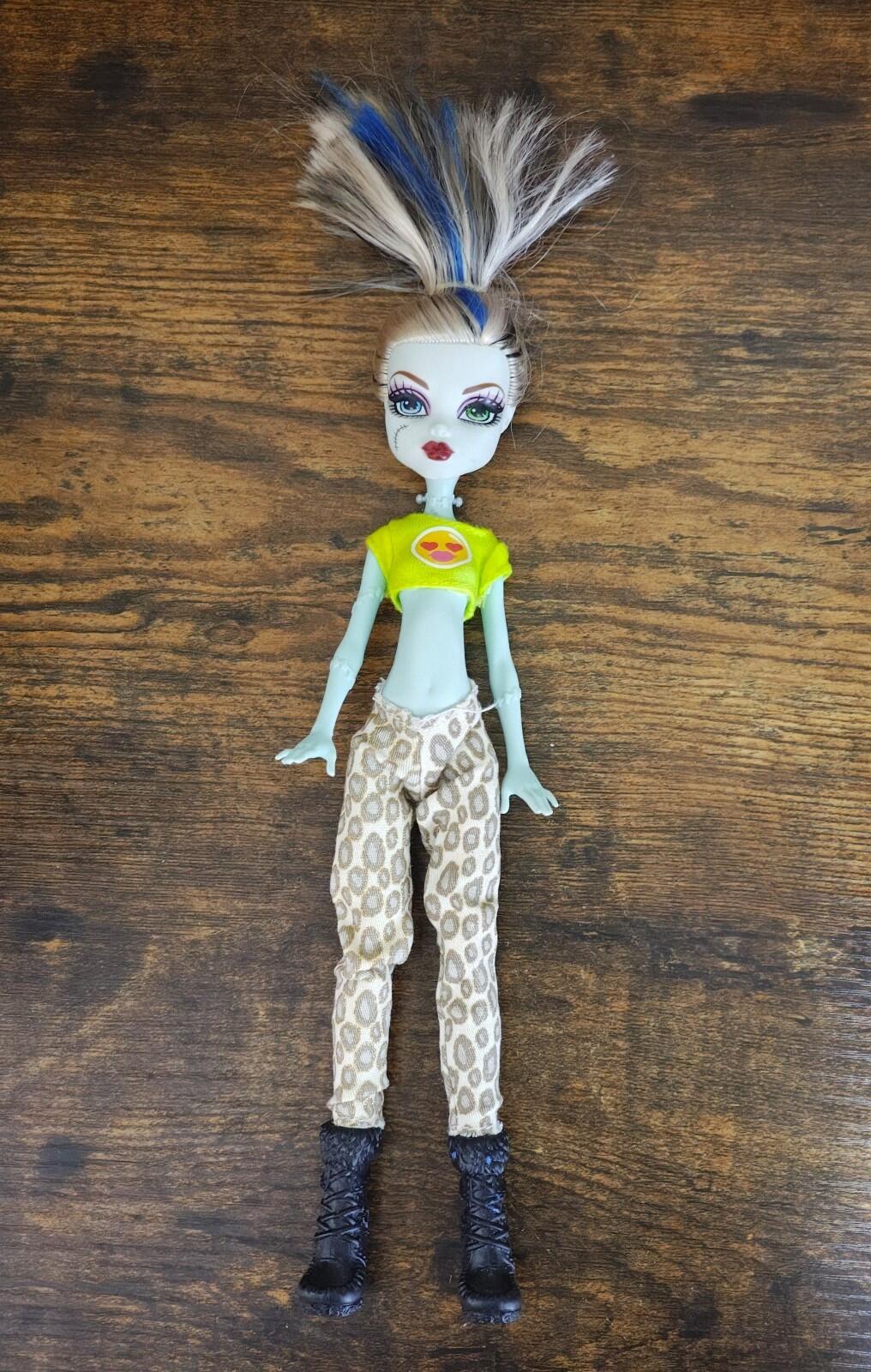 2008 Monster High Frankie Stein Doll With Green Top & Leopard Pants