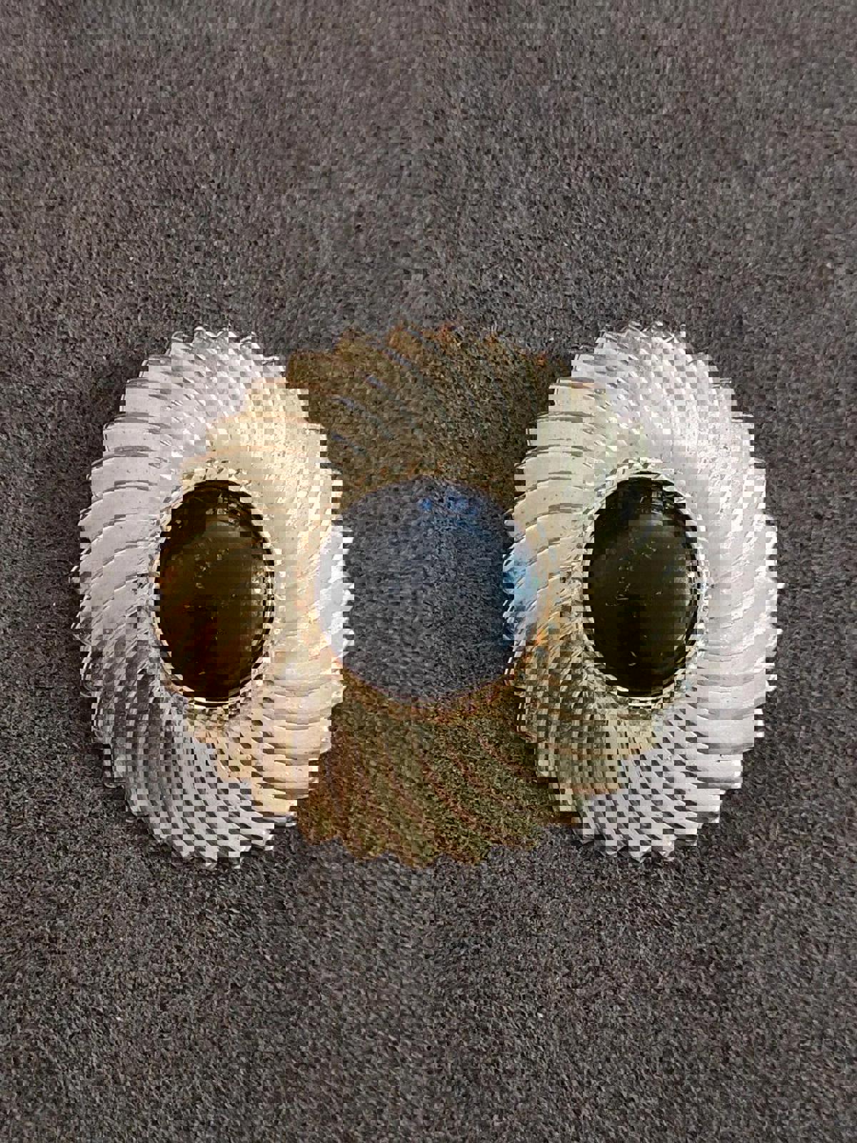 1980's Round Swirl & Black Lucite Resin Cabochon Scarf Clip