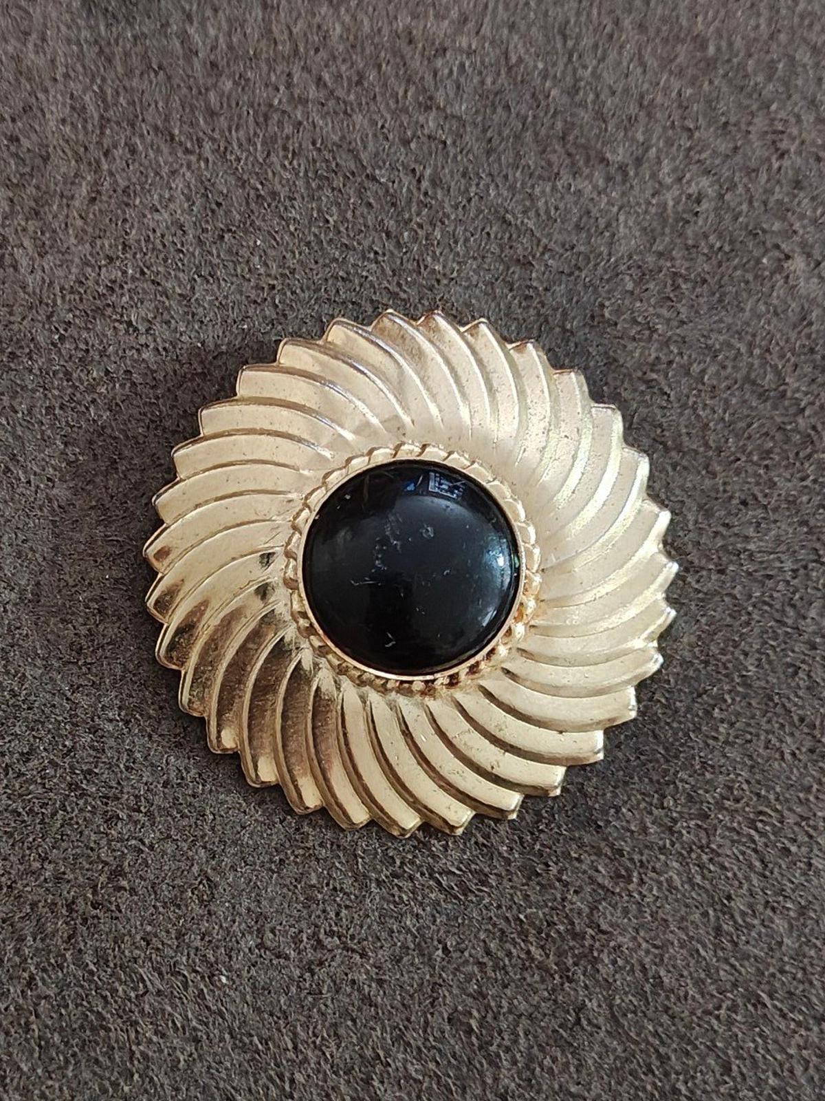1980's Round Swirl & Black Lucite Resin Cabochon Scarf Clip