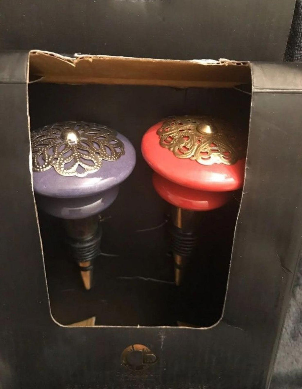 Beautiful Set Of Ceramic Door Knob Cork Purple And Red Wine Stoppers