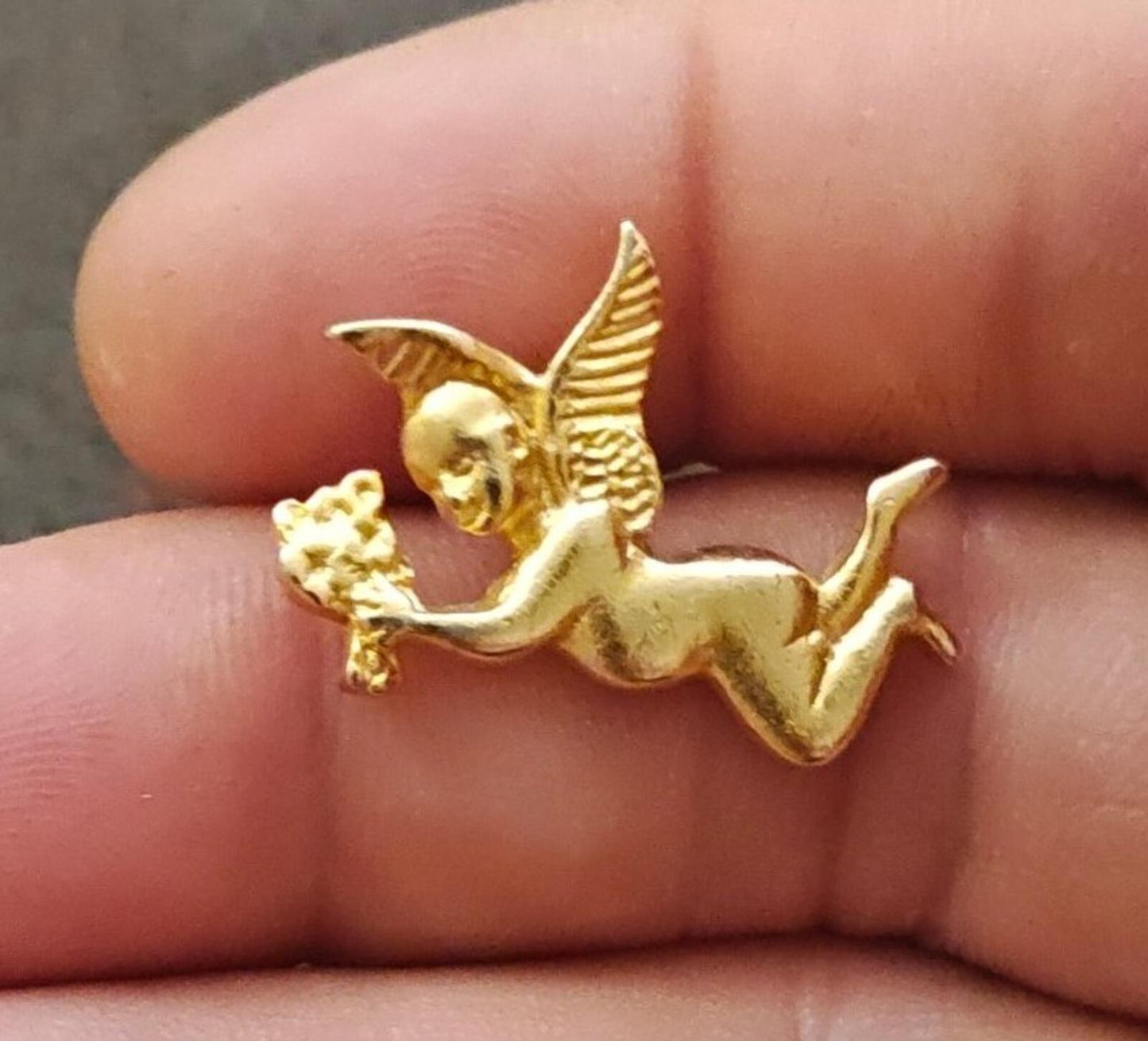 1990s Gold Tone Flying Angel Holding Flowers Brooch