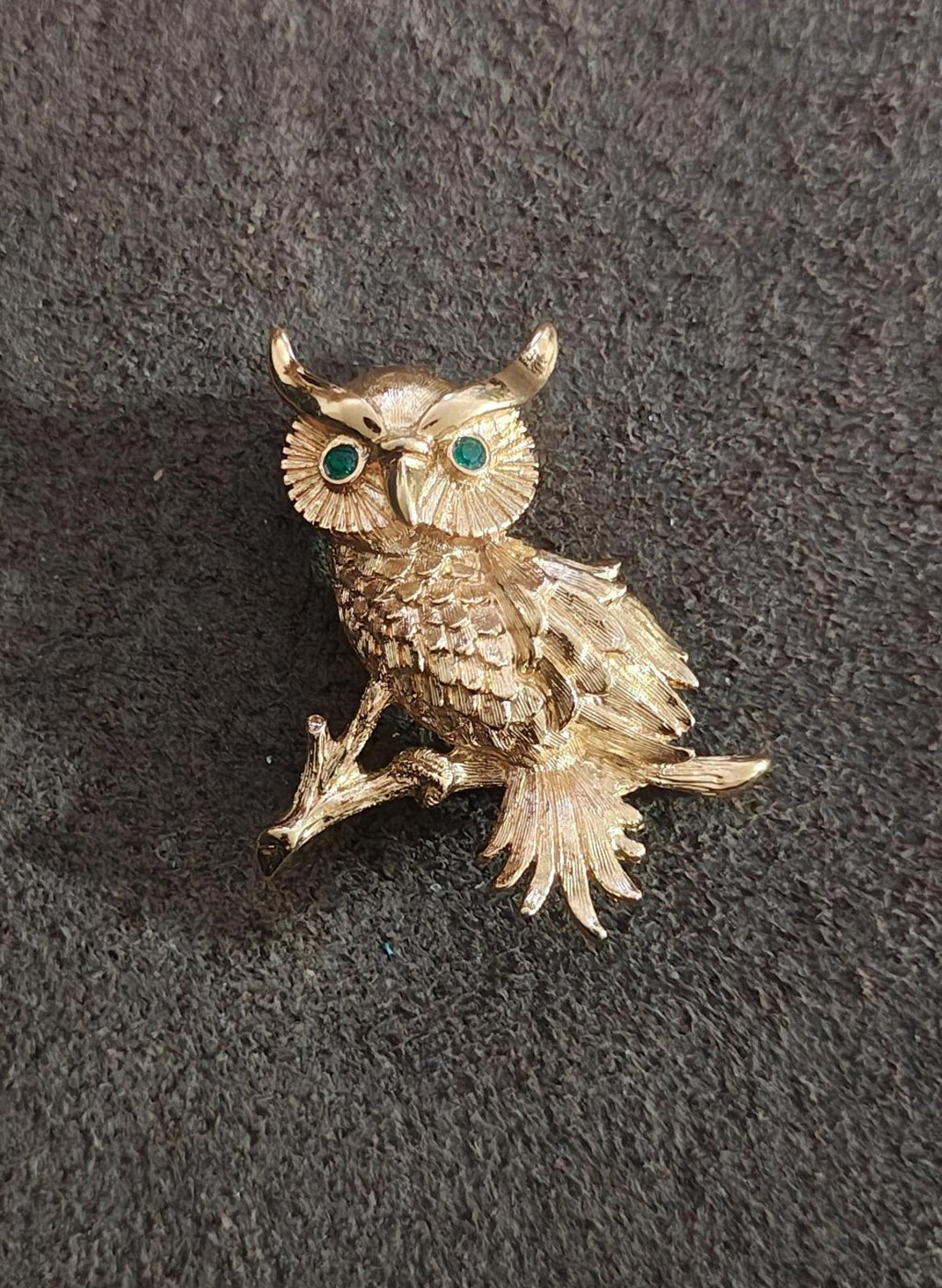 1980s Monet Gold Tone Owl With Emerald Green Rhinestone Eyes Brooch