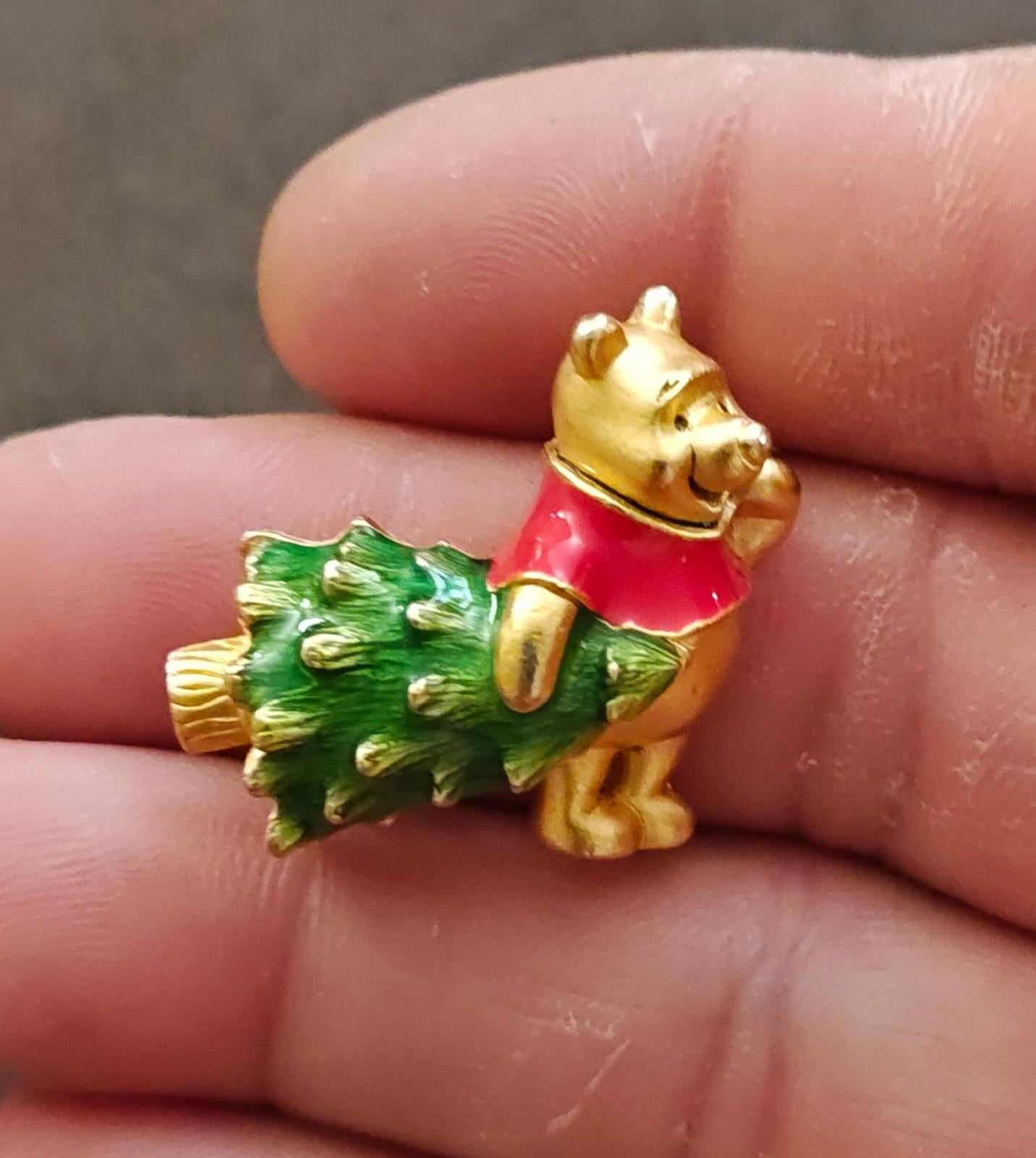 1980s Disney Winnie The Pooh Carrying a Christmas Tree Gold Tone Enamel Brooch