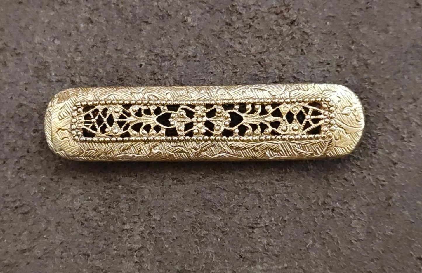 1980s Gold Tone Victorian Filigree Style Brooch
