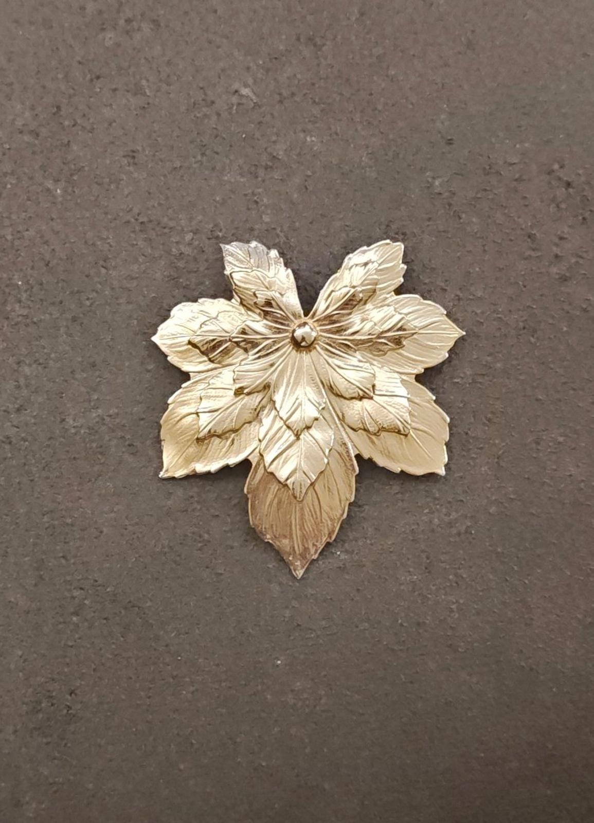 1950s/60s Sarah Coventry Textured Triple Maple Leaf Gold Tone Brooch