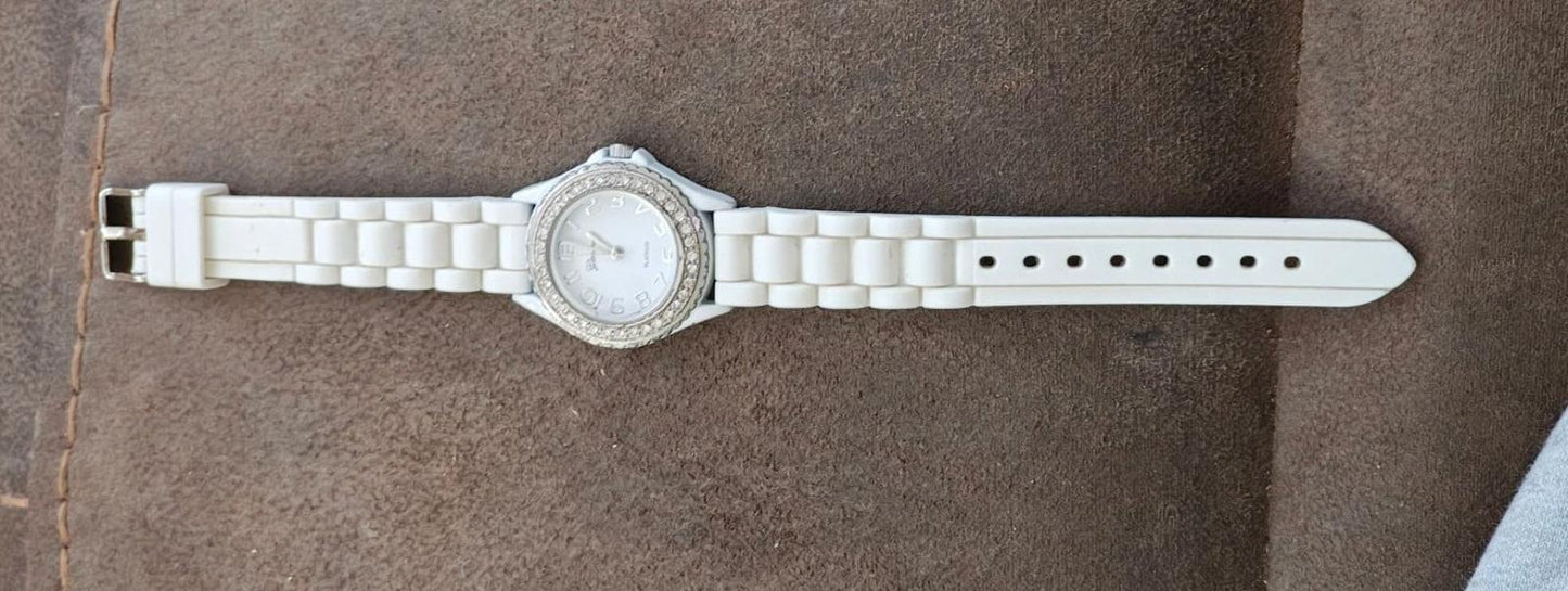 Geneva Platinum White Dial Rhinestone Encrusted White Silicone Band Ladies Watch