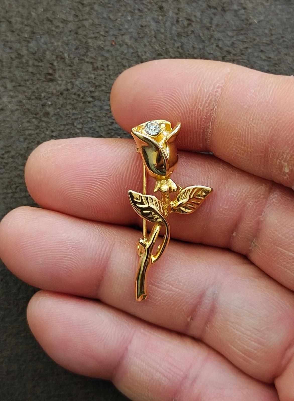 1980s Textured Gold Tone Rose With Rhinestone Brooch