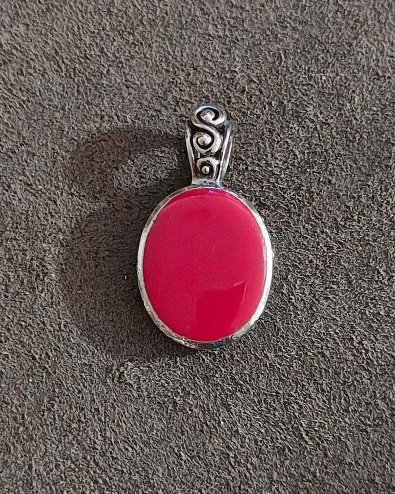 1980s Boho Style Red Stone Silver Tone Pendant.