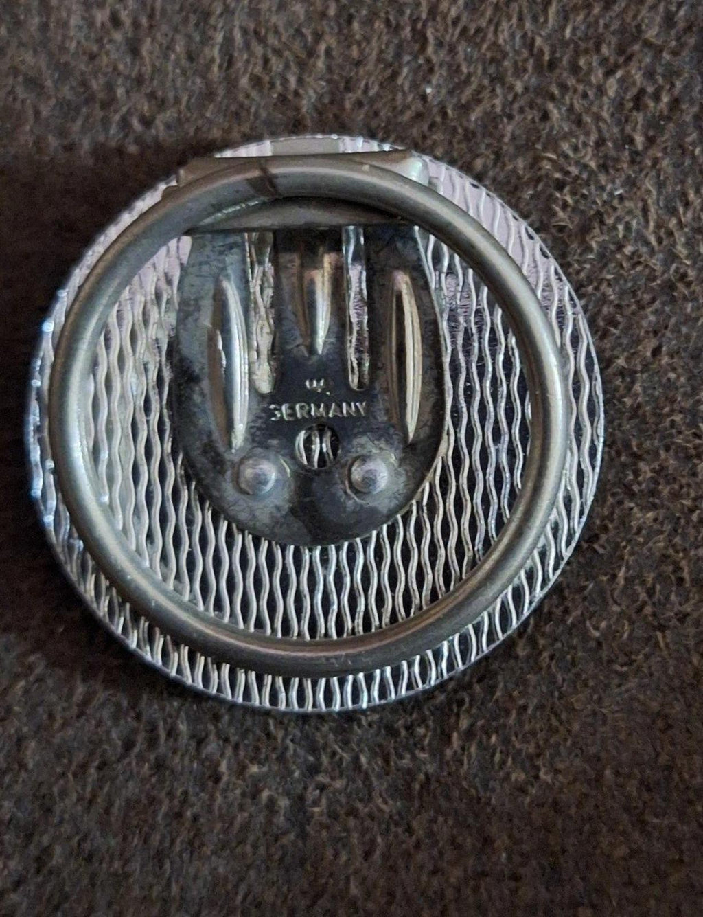 1950's Vintage Silver tone Textured style scarf Clip