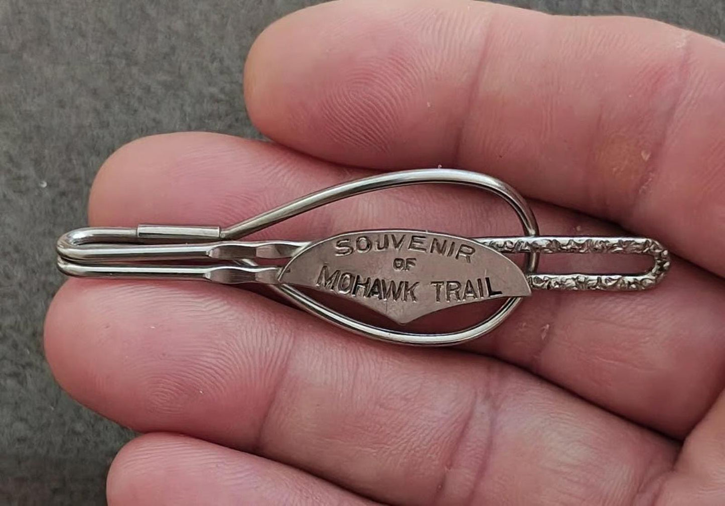 Mohawk Trail Silver Tone Tie Bar Clip