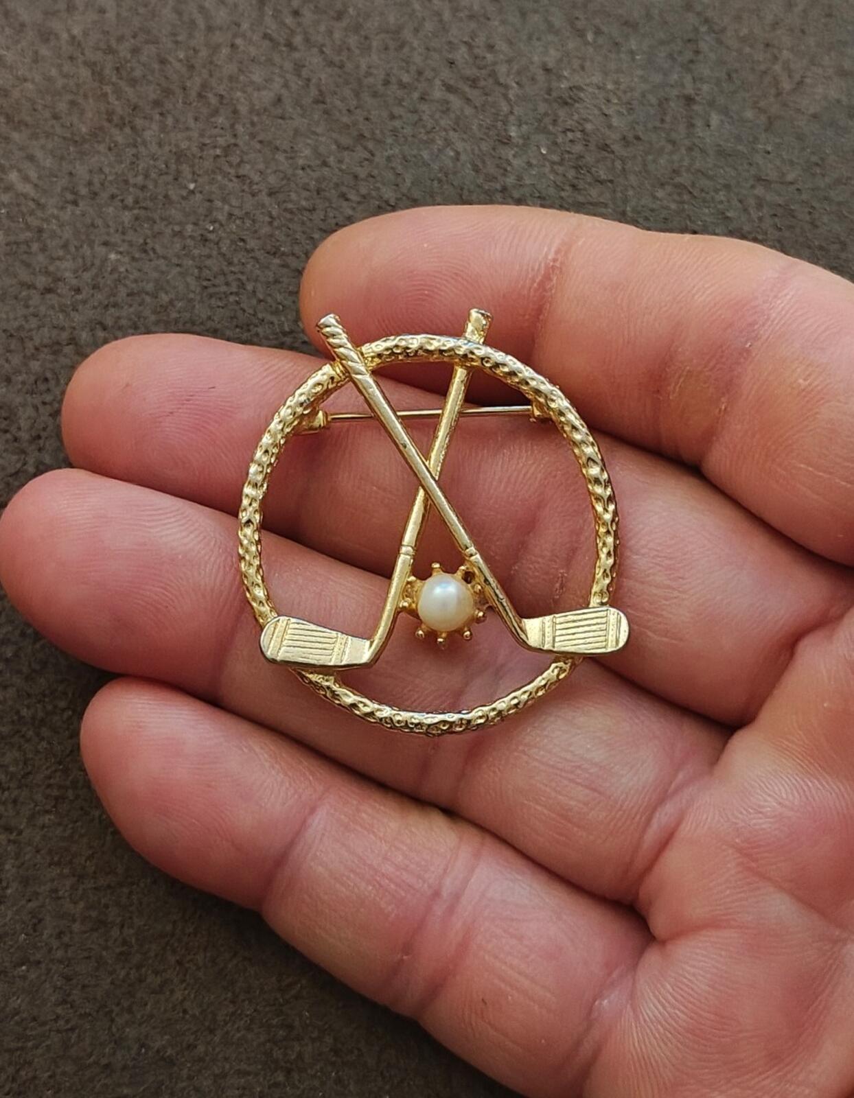 1980s Signed FAM Gold Tone Golf Brooch