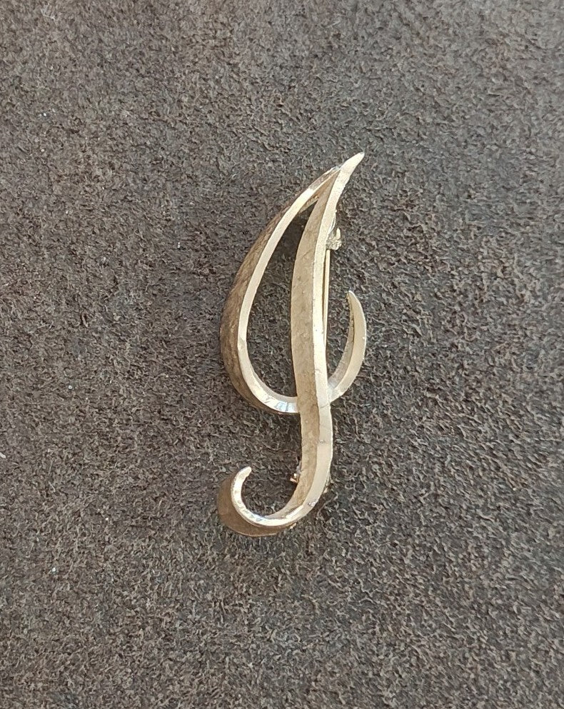 1960/70s Mamselle Gold Tone Monogram Initial J Brooch Pin