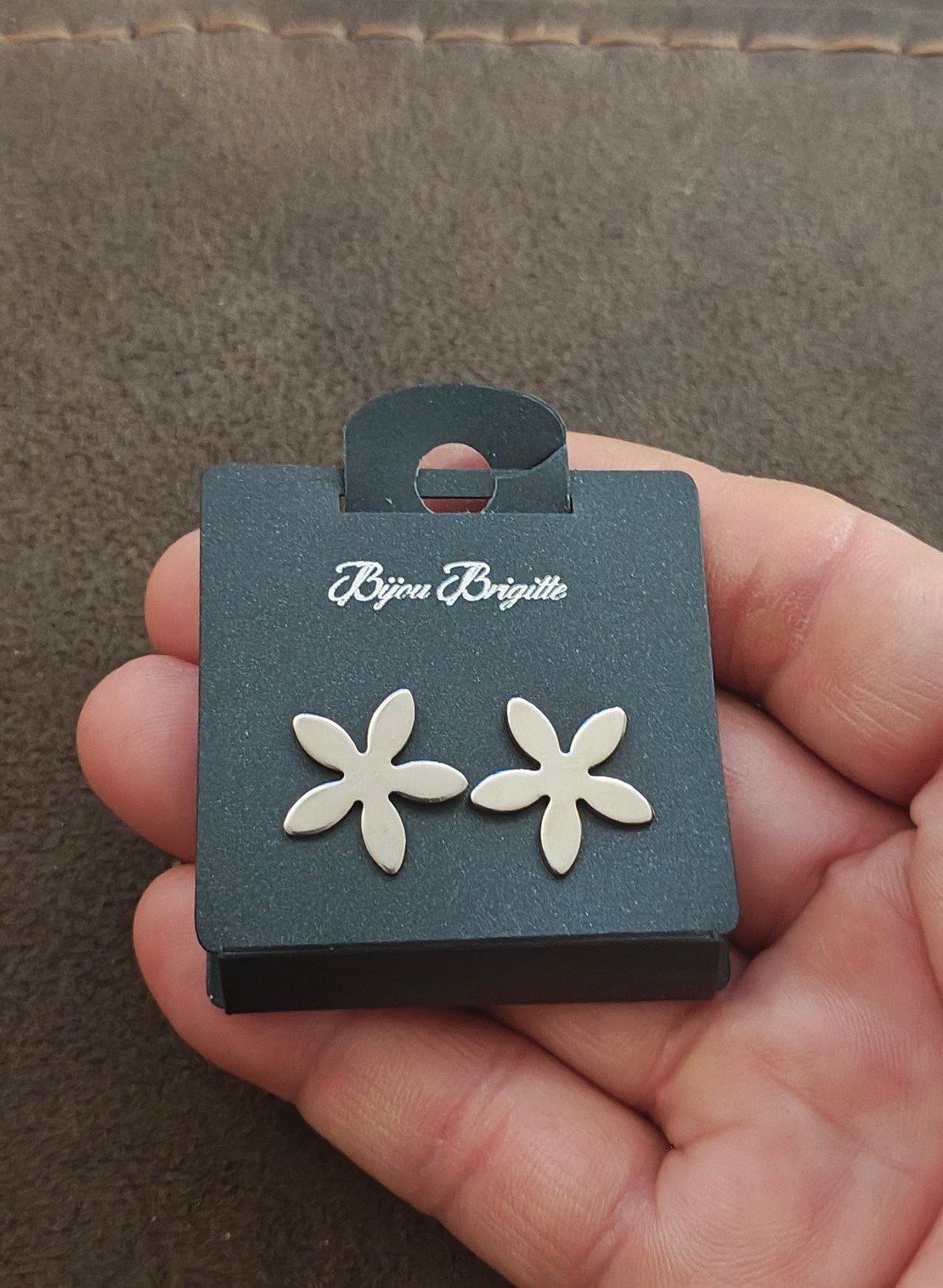 Bijou Brigitte Matte Silver Tone Flower Stud Earrings New
