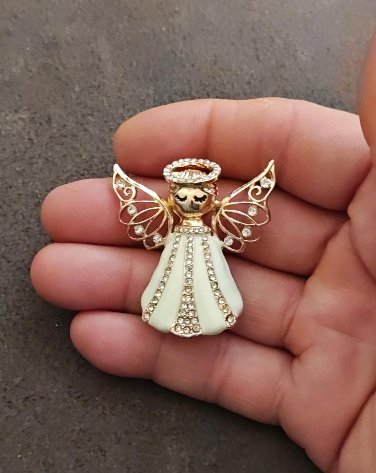 Holiday Lane Gold Tone Crystal Angel Brooch