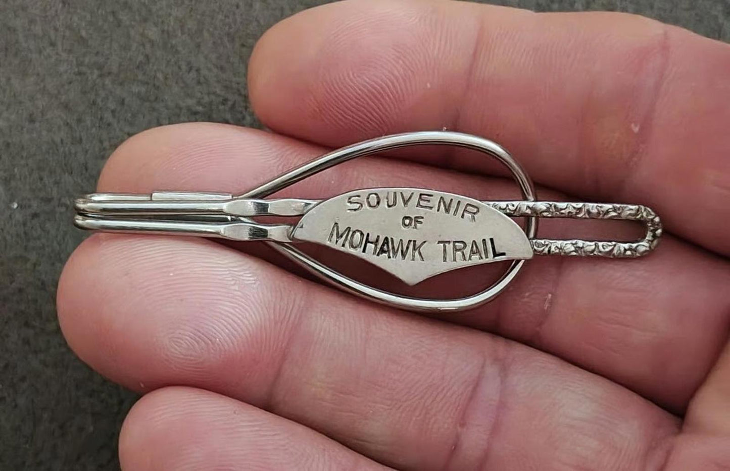 Mohawk Trail Silver Tone Tie Bar Clip