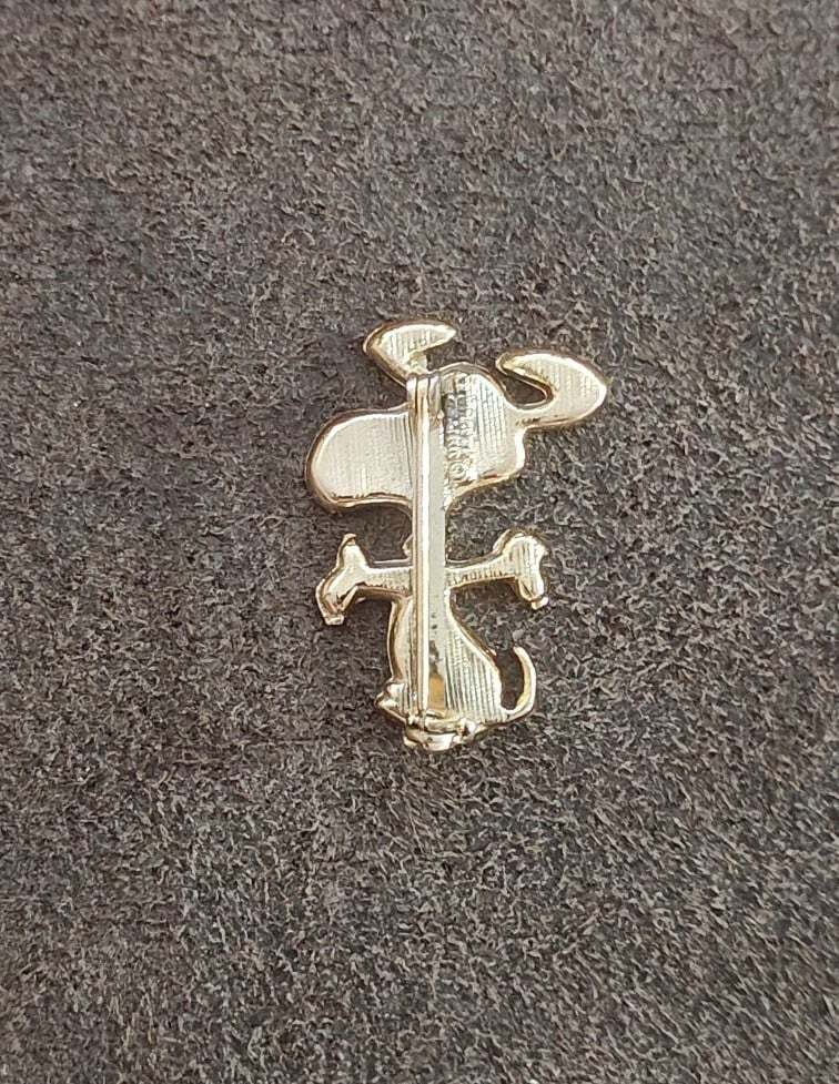 1970s Snoopy Gold Tone Enamel Pin
