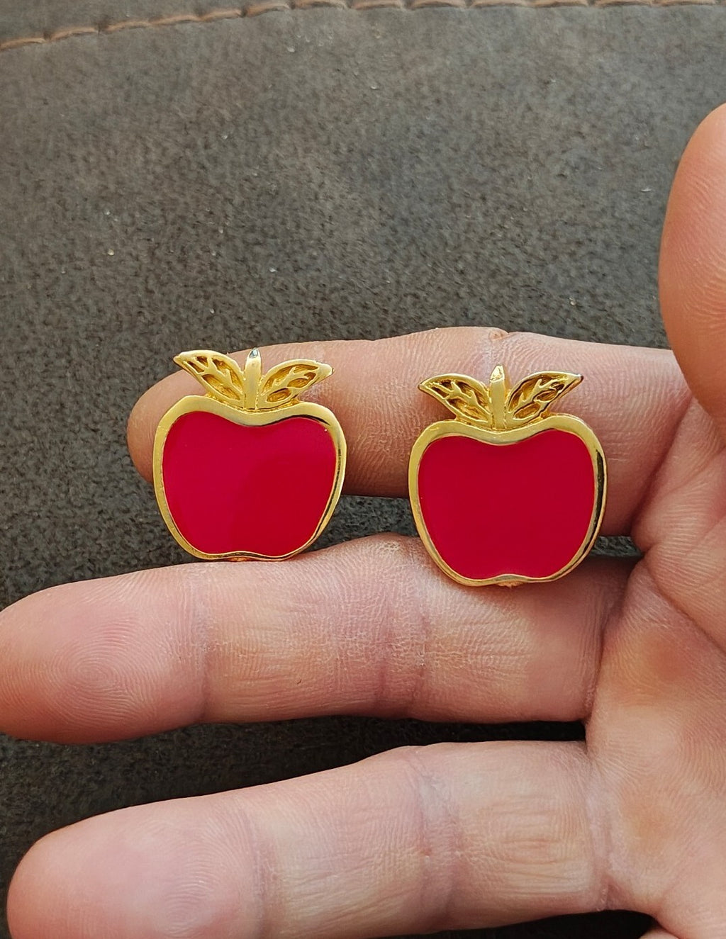 1989 Mimi di N Gold Tone Red Enamel Apple Clip Earrings