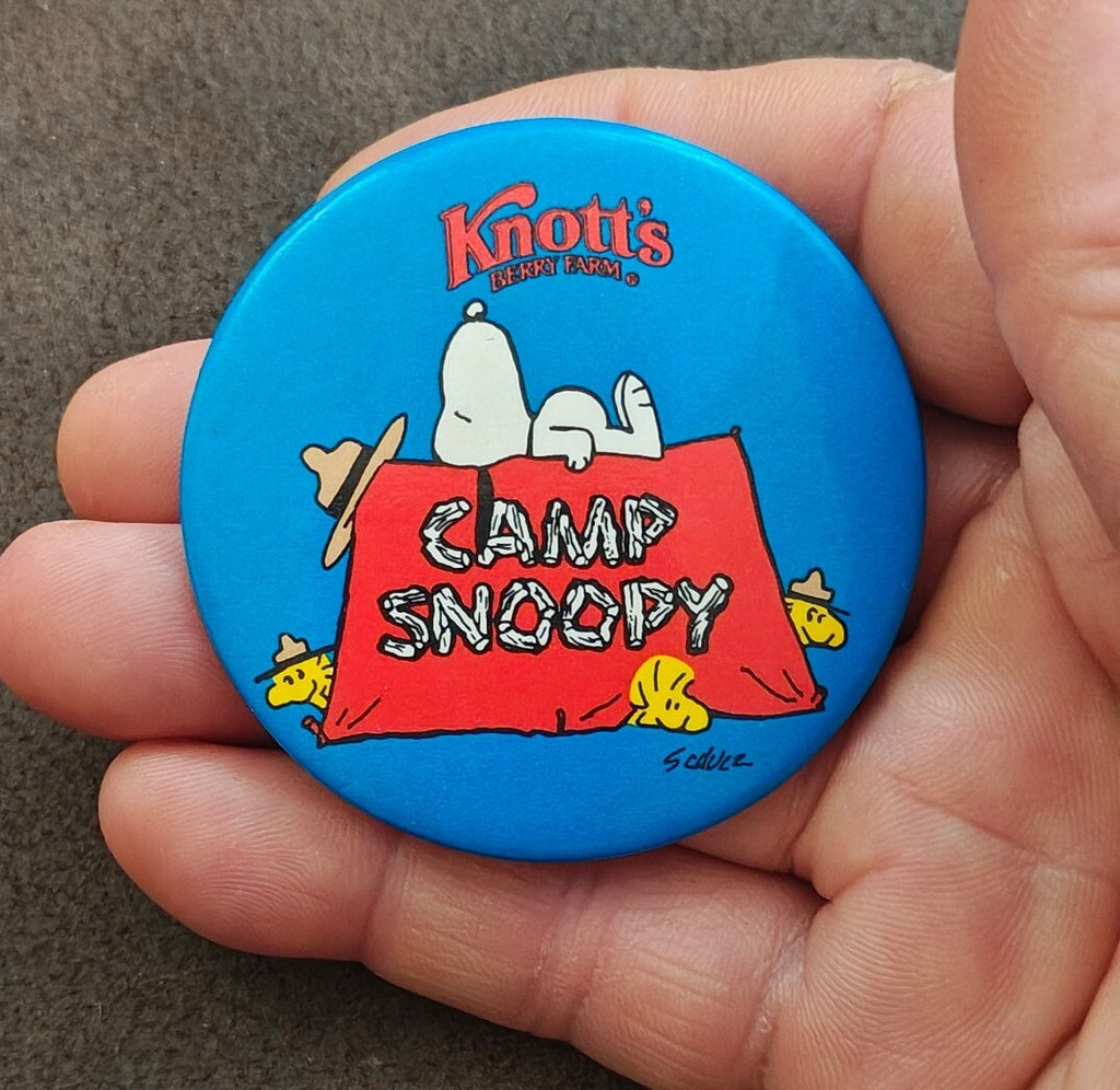 1983 Knott’s Berry Farm Camp Snoopy Promotional Pinback Button