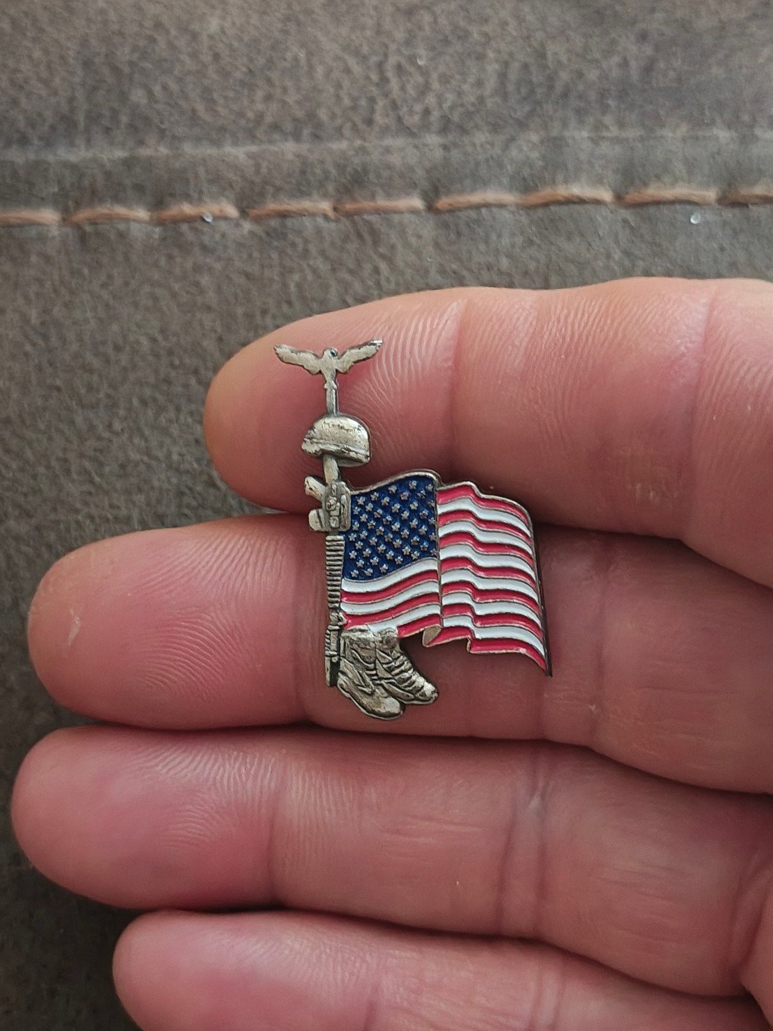 Fallen Soldier Battlefield Cross Pin
