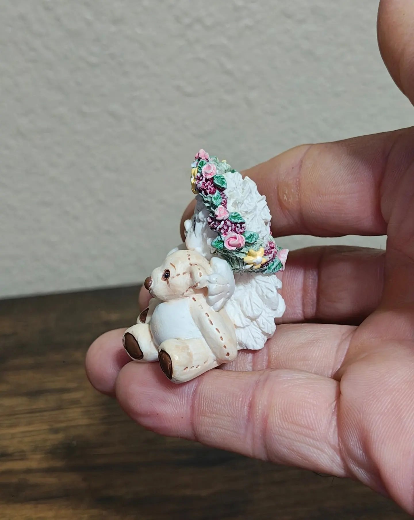 1996 Vintage Dreamsicles Playmates Angel Cherub Holdinging Teddy Bear Figurine