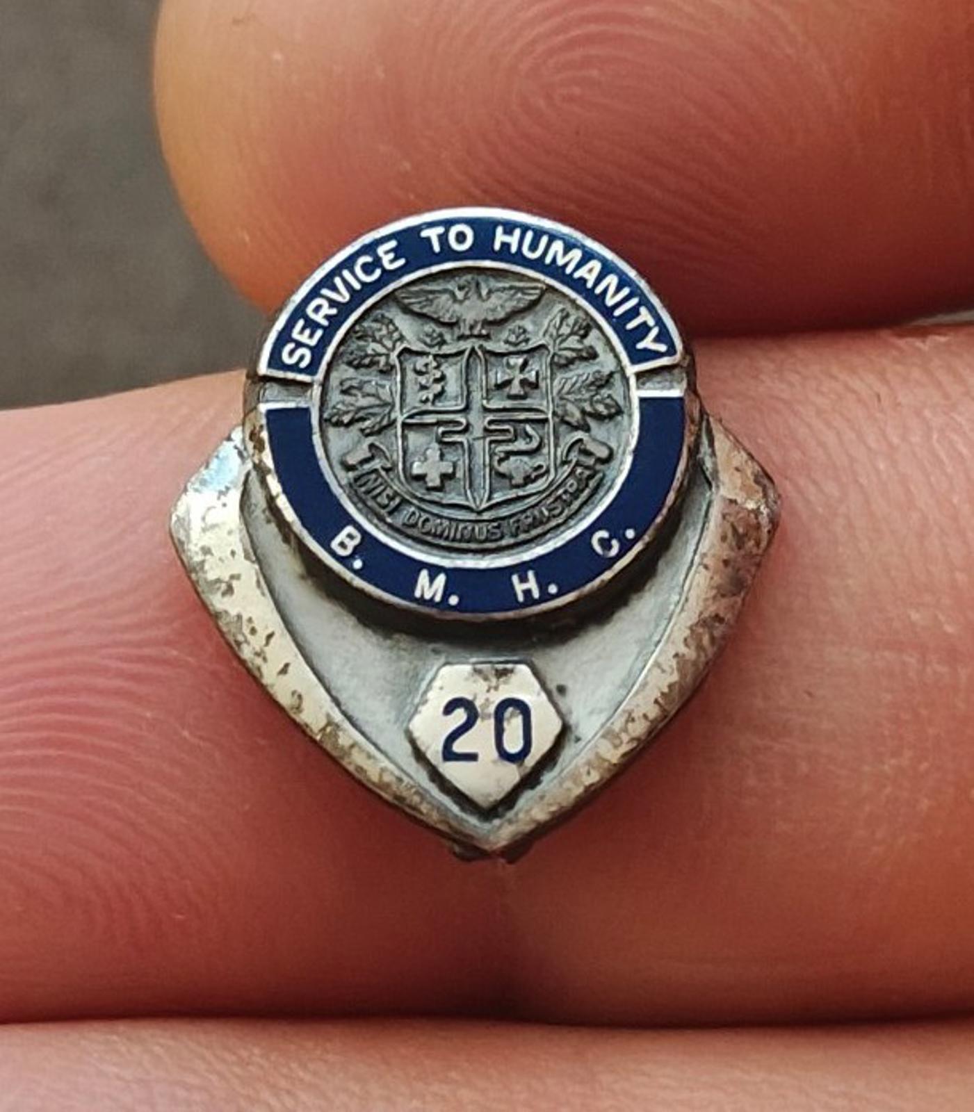1970s Sterling Silver Boone Memorial Health Complex 20 Year Service Enamel Pin