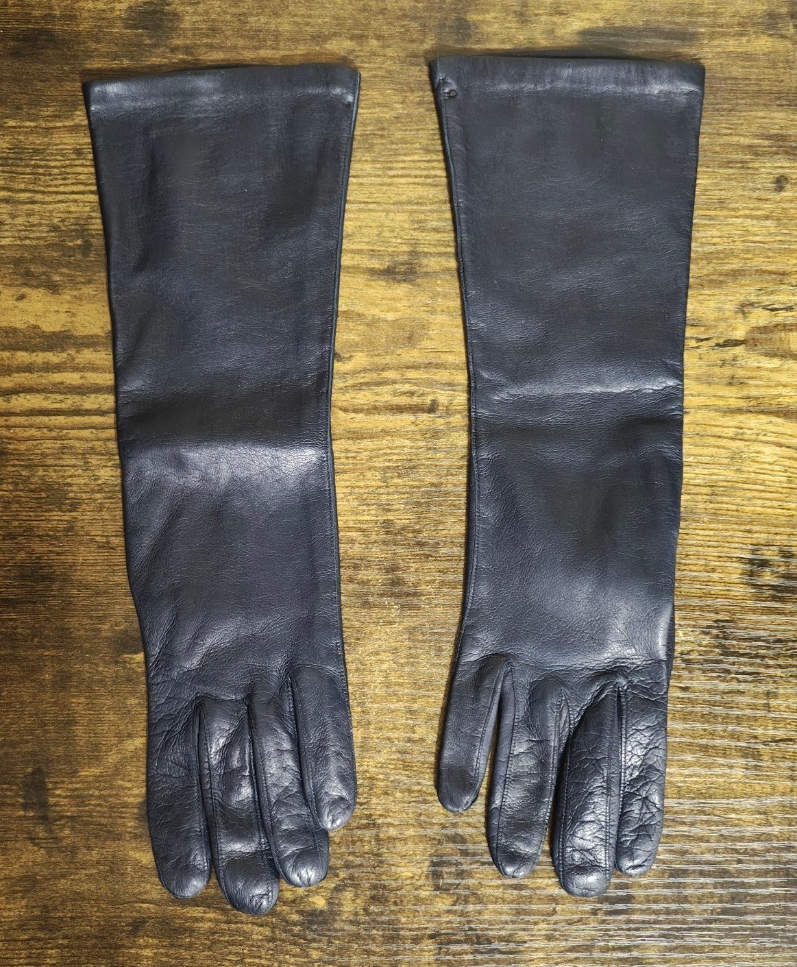 1950s/60’s Bamberger’s New Jersey Dark Navy Blue Long Leather Gloves