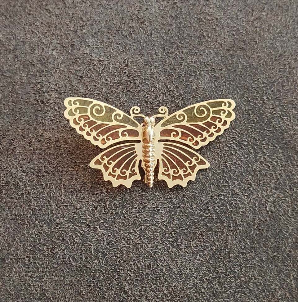 1970s Avon Luminous Wings Butterfly Gold Tone Filigree Brooch Pin